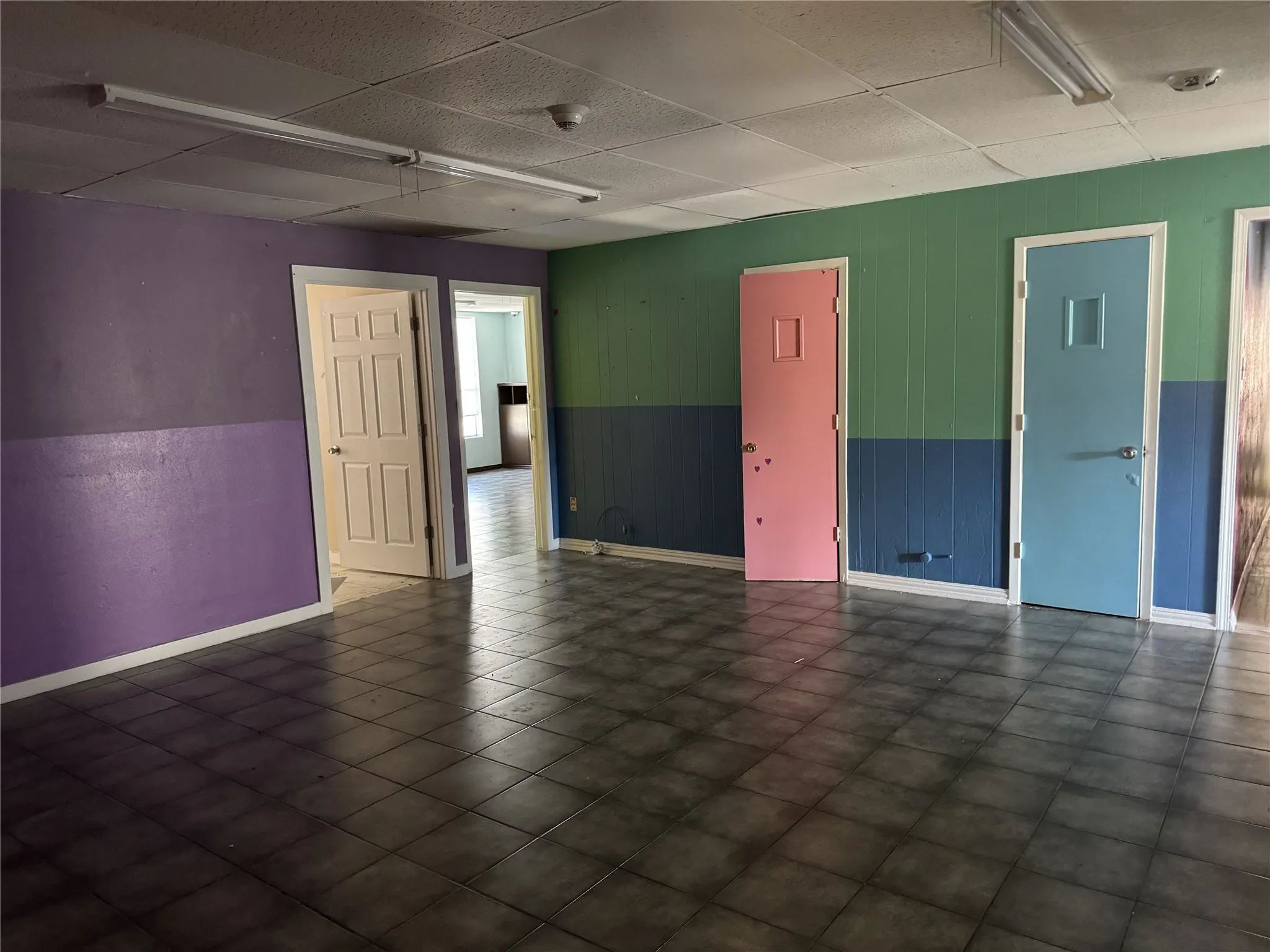 Retail For Sale in Dallas County , 106 Barrows Lane, De Soto, Texas 75115, 0, 0, Garage spaces, 0 Sqft, built in 1971, Preowned, Price $299,900, mls#21201840, Real Estate Agent in De Soto, Homes For Sale in Dallas county, Homes For Sale in De Soto, Realtor in De Soto Texas, Real Estate Brokerage Independent Realty Texas, Luminita Cordes Realtor