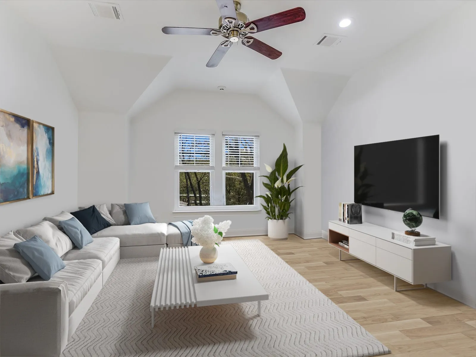 Single Family Residence For Sale in Burnet County , 1332 S Lakeside Drive, Kingsland, Texas 78611, 3 Bedrooms, 3 Bathrooms, 2 Garage spaces, 2,487 Sqft, built in 2014, Preowned, Price $1,650,000, mls#21202290, Real Estate Agent in Kingsland, Homes For Sale in Burnet county, Homes For Sale in Kingsland, Realtor in Kingsland Texas, Real Estate Brokerage Independent Realty Texas, Luminita Cordes Realtor
