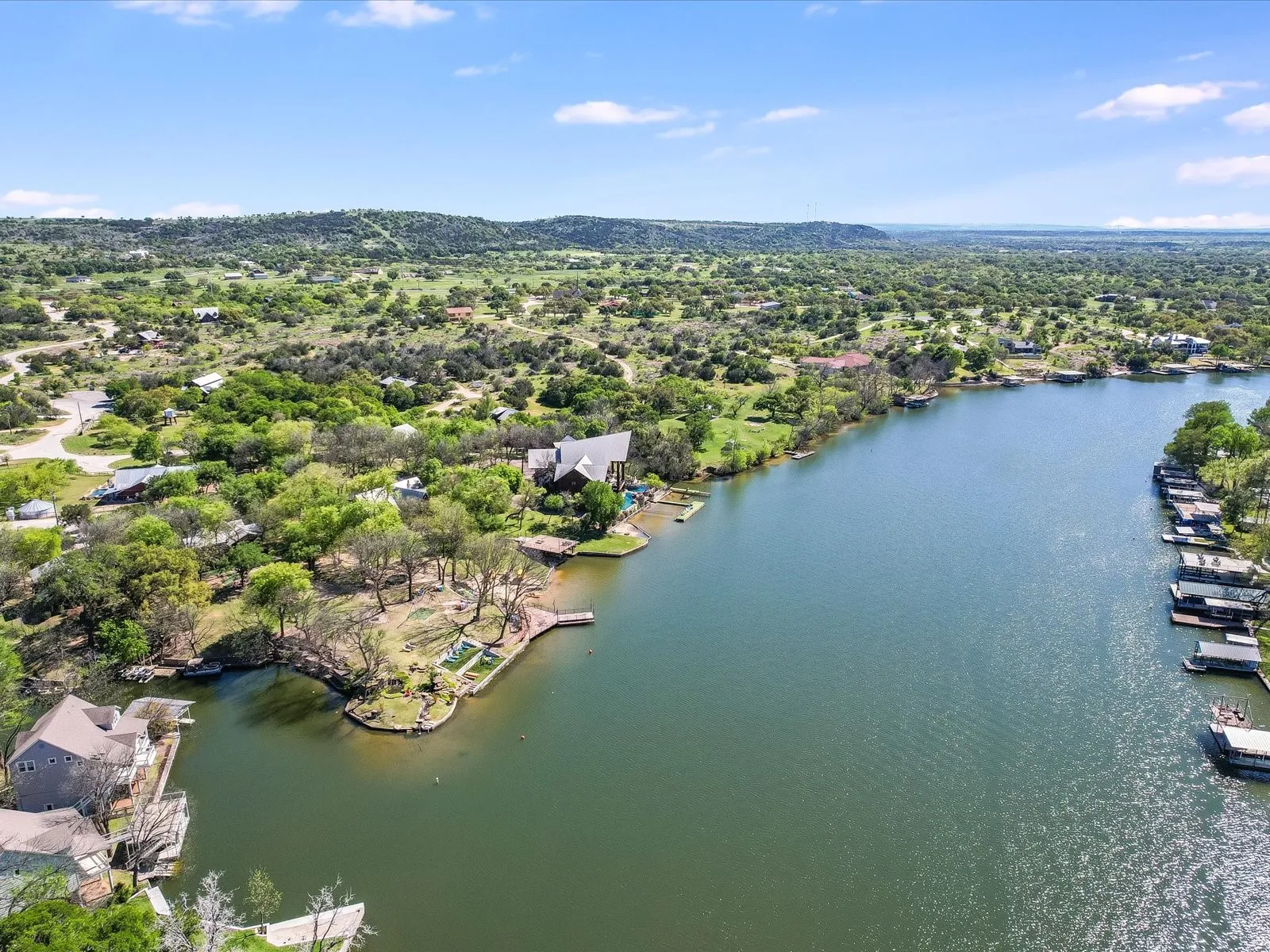 Single Family Residence For Sale in Burnet County , 1332 S Lakeside Drive, Kingsland, Texas 78611, 3 Bedrooms, 3 Bathrooms, 2 Garage spaces, 2,487 Sqft, built in 2014, Preowned, Price $1,650,000, mls#21202290, Real Estate Agent in Kingsland, Homes For Sale in Burnet county, Homes For Sale in Kingsland, Realtor in Kingsland Texas, Real Estate Brokerage Independent Realty Texas, Luminita Cordes Realtor