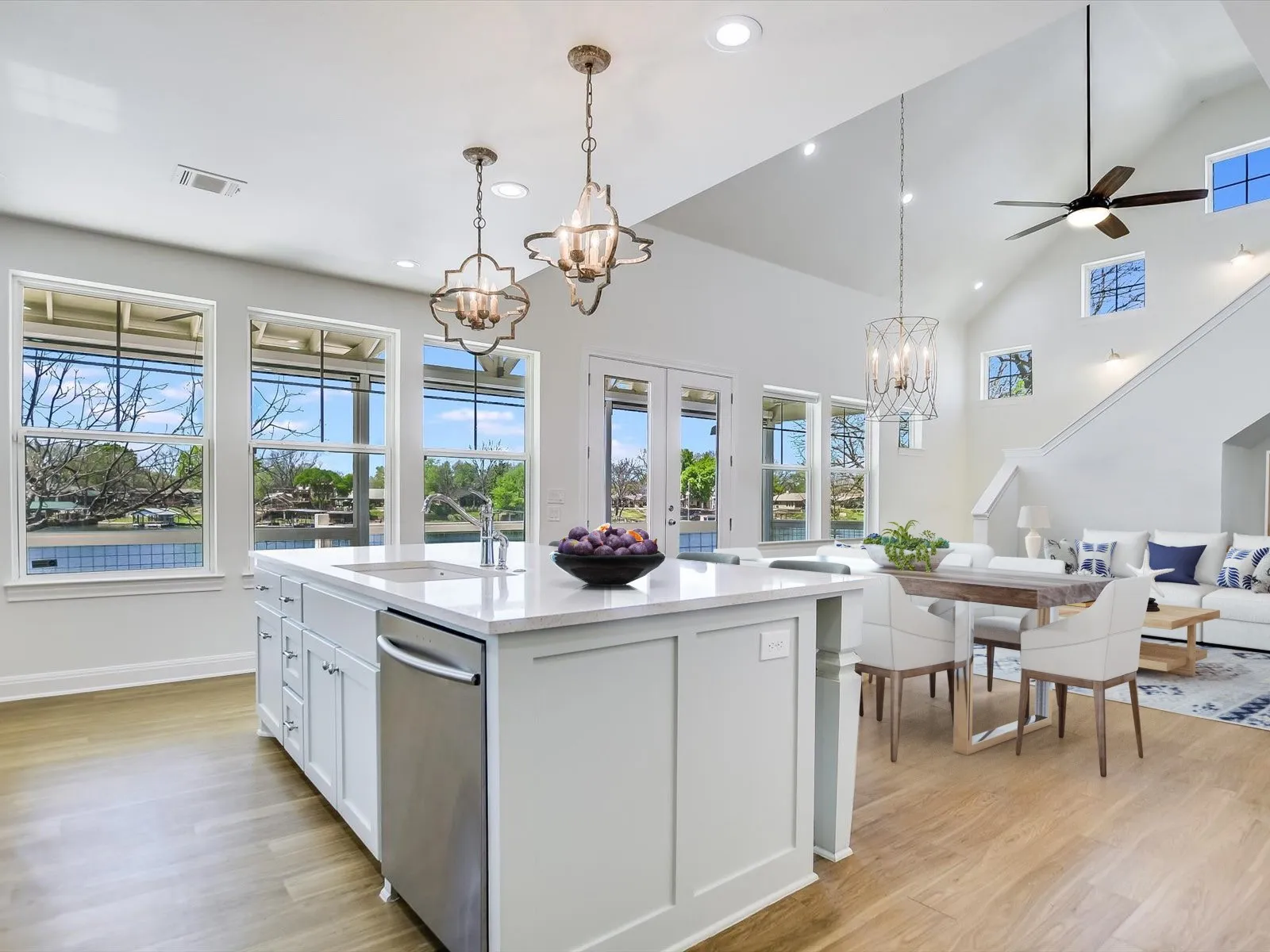 Single Family Residence For Sale in Burnet County , 1332 S Lakeside Drive, Kingsland, Texas 78611, 3 Bedrooms, 3 Bathrooms, 2 Garage spaces, 2,487 Sqft, built in 2014, Preowned, Price $1,650,000, mls#21202290, Real Estate Agent in Kingsland, Homes For Sale in Burnet county, Homes For Sale in Kingsland, Realtor in Kingsland Texas, Real Estate Brokerage Independent Realty Texas, Luminita Cordes Realtor