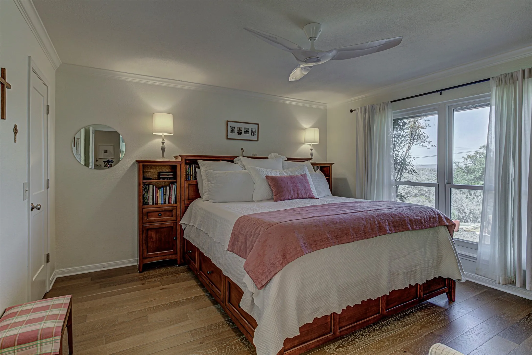 Single Family Residence For Sale in Llano County , 507 Mountain Drive, Horseshoe Bay, Texas 78657, 3 Bedroom, 2 Bathroom, 1 Garage spaces, 1,609 Sqft, built in 1985, mls#21202302, Real Estate Agent in Horseshoe Bay, Homes For Sale in Llano county, Homes For Sale in Horseshoe Bay, Realtor in Horseshoe Bay Texas, Real Estate Brokerage Independent Realty Texas, Luminita Cordes Realtor