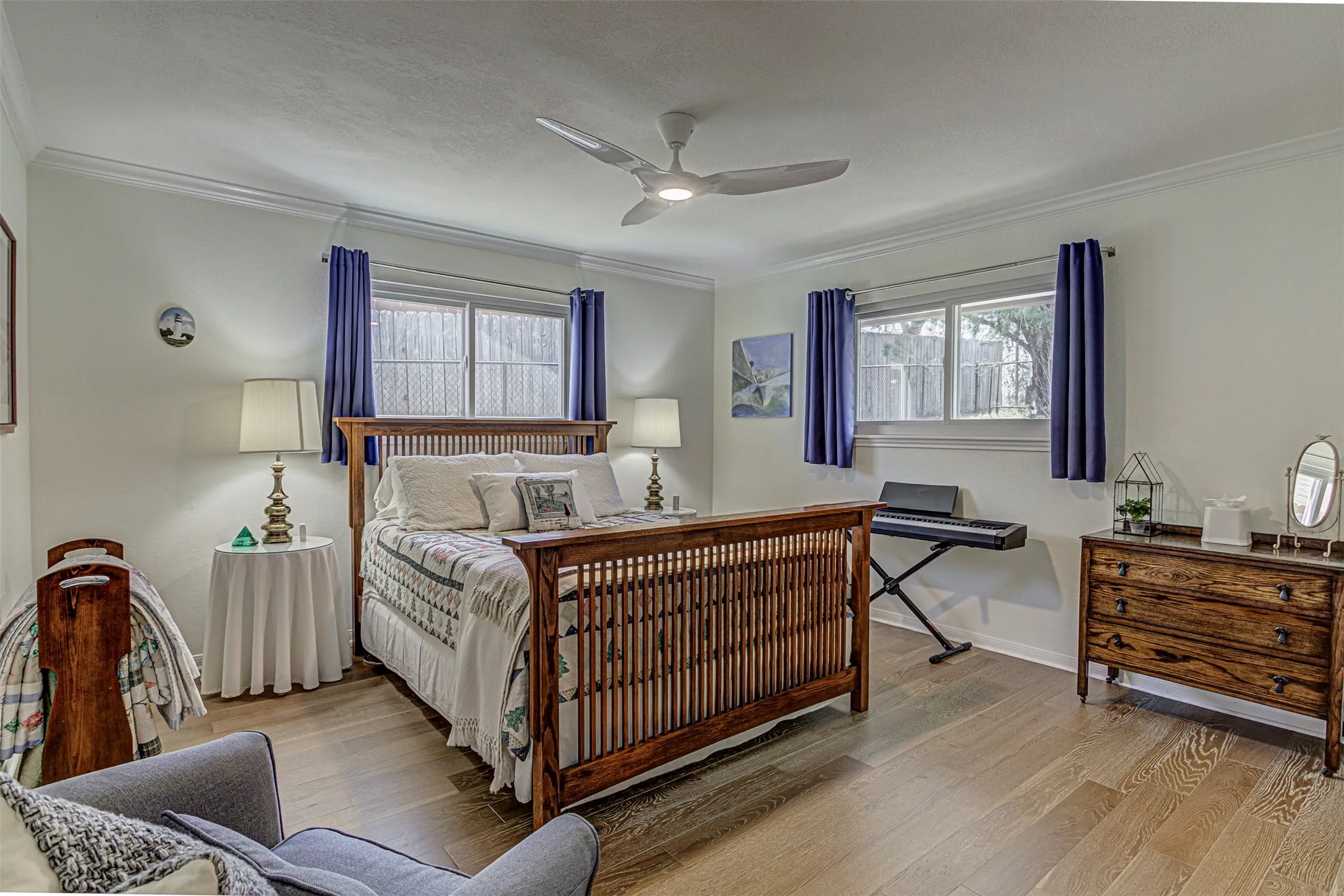 Single Family Residence For Sale in Llano County , 507 Mountain Drive, Horseshoe Bay, Texas 78657, 3 Bedroom, 2 Bathroom, 1 Garage spaces, 1,609 Sqft, built in 1985, mls#21202302, Real Estate Agent in Horseshoe Bay, Homes For Sale in Llano county, Homes For Sale in Horseshoe Bay, Realtor in Horseshoe Bay Texas, Real Estate Brokerage Independent Realty Texas, Luminita Cordes Realtor