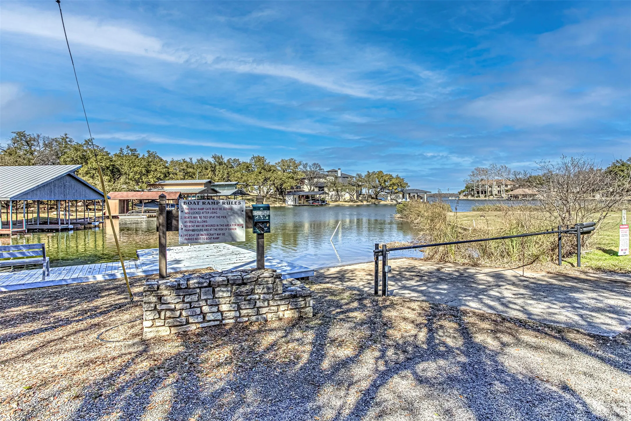 Single Family Residence For Sale in Llano County , 507 Mountain Drive, Horseshoe Bay, Texas 78657, 3 Bedroom, 2 Bathroom, 1 Garage spaces, 1,609 Sqft, built in 1985, mls#21202302, Real Estate Agent in Horseshoe Bay, Homes For Sale in Llano county, Homes For Sale in Horseshoe Bay, Realtor in Horseshoe Bay Texas, Real Estate Brokerage Independent Realty Texas, Luminita Cordes Realtor