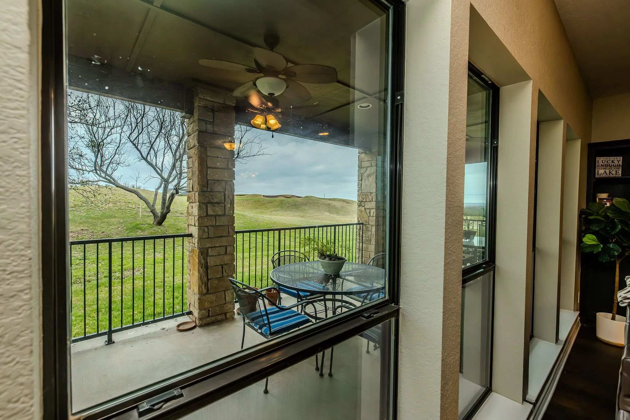 Condominium For Sale in Palo Pinto County , 1101 Eagle Point Circle, Graford, Texas 76449, 2 Bedroom, 2 Bathroom, 1 Garage spaces, 1,502 Sqft, built in 2005, mls#21191794, Real Estate Agent in Graford, Homes For Sale in Palo Pinto county, Homes For Sale in Graford, Realtor in Graford Texas, Real Estate Brokerage Independent Realty Texas, Luminita Cordes Realtor