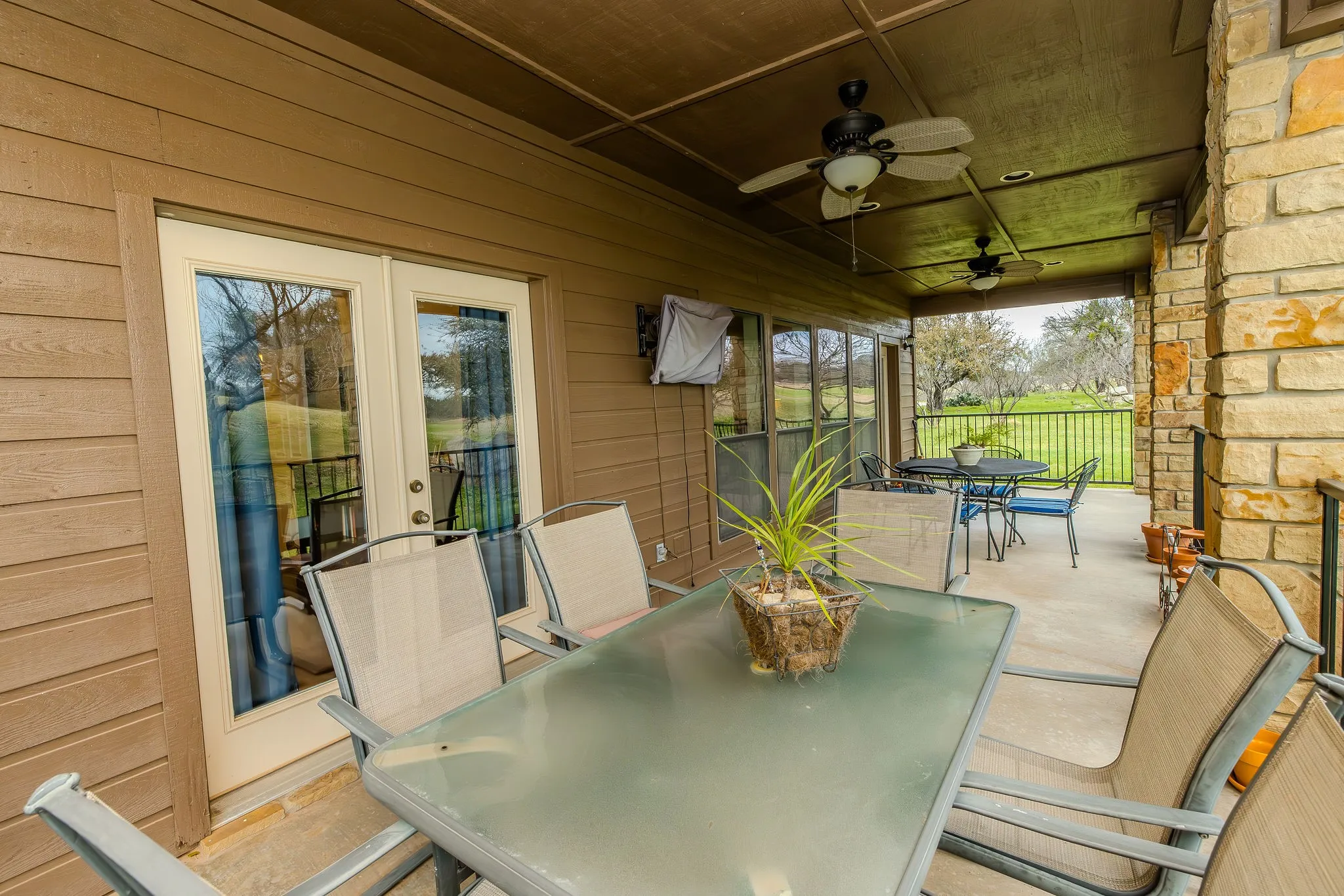 Condominium For Sale in Palo Pinto County , 1101 Eagle Point Circle, Graford, Texas 76449, 2 Bedroom, 2 Bathroom, 1 Garage spaces, 1,502 Sqft, built in 2005, mls#21191794, Real Estate Agent in Graford, Homes For Sale in Palo Pinto county, Homes For Sale in Graford, Realtor in Graford Texas, Real Estate Brokerage Independent Realty Texas, Luminita Cordes Realtor