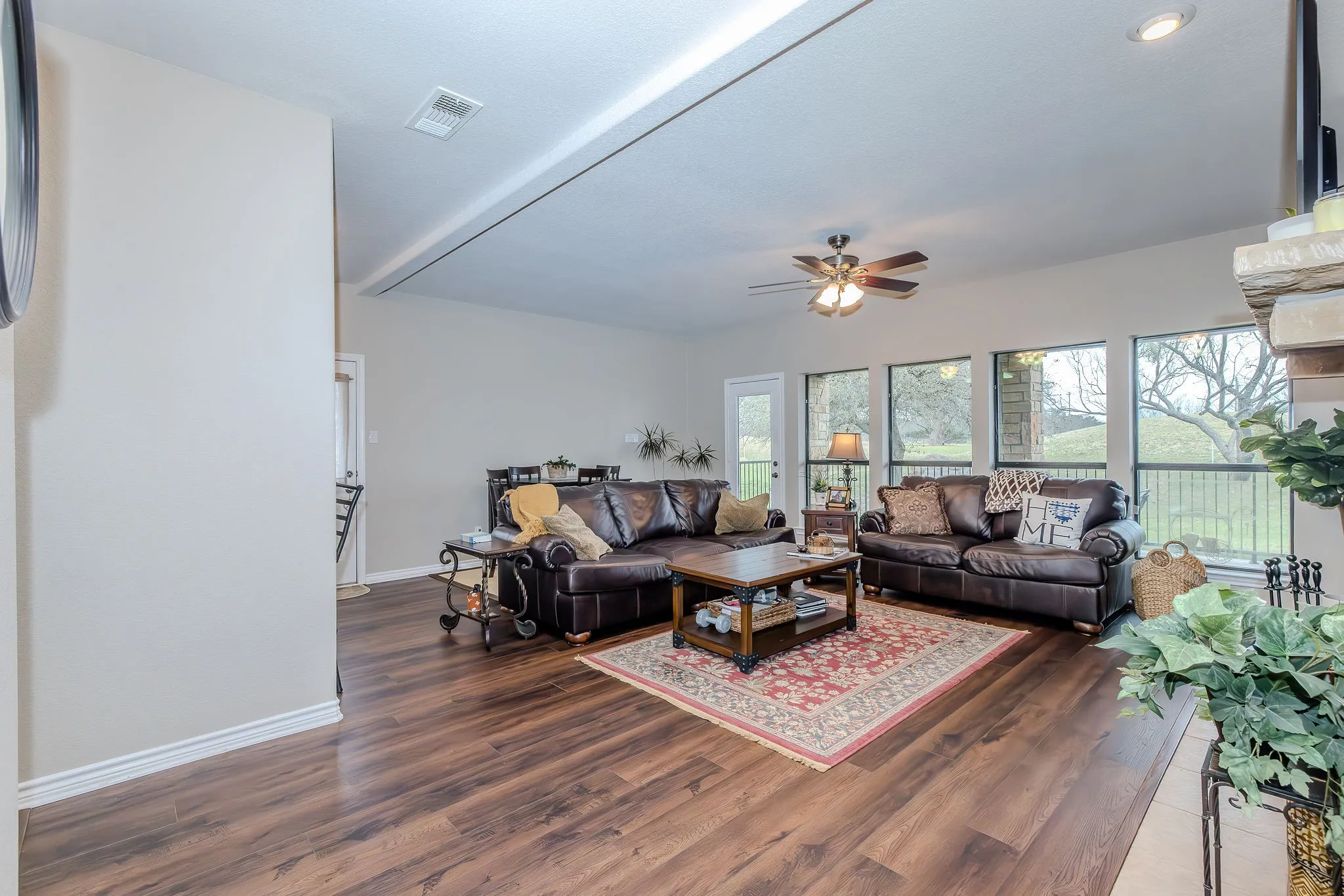 Condominium For Sale in Palo Pinto County , 1101 Eagle Point Circle, Graford, Texas 76449, 2 Bedroom, 2 Bathroom, 1 Garage spaces, 1,502 Sqft, built in 2005, mls#21191794, Real Estate Agent in Graford, Homes For Sale in Palo Pinto county, Homes For Sale in Graford, Realtor in Graford Texas, Real Estate Brokerage Independent Realty Texas, Luminita Cordes Realtor