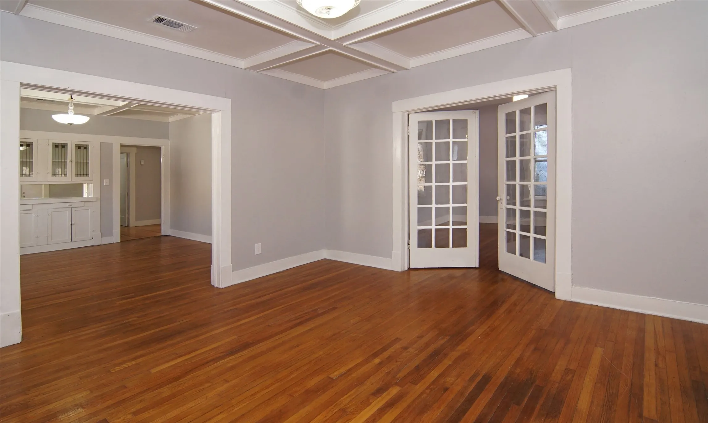 View 3 of the living room, enter dining room or the 3rd bedroom/office