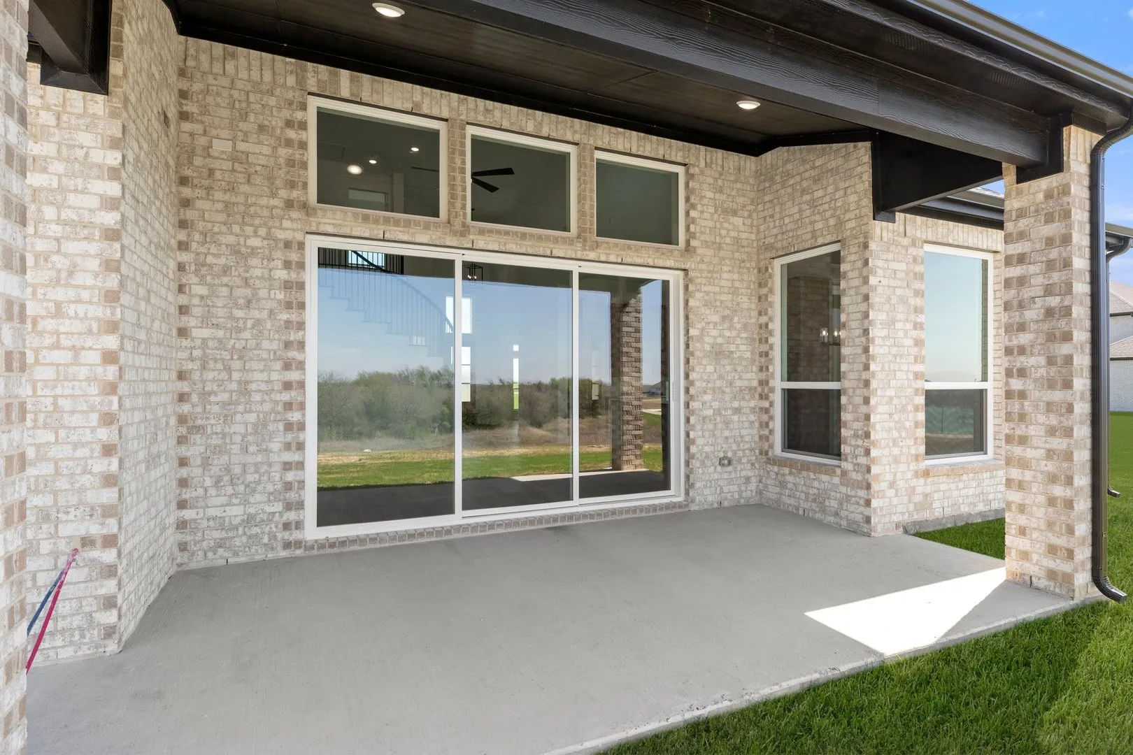 Single Family Residence For Sale in Kaufman County , 9812 Aiken Court, Mesquite, Texas 75126, 4 Bedroom, 4 Bathroom, 3 Garage spaces, 3,318 Sqft, built in 2025, New Construction - Complete, mls#21202381, Real Estate Agent in Mesquite, Homes For Sale in Kaufman county, Homes For Sale in Mesquite, Realtor in Mesquite Texas, Real Estate Brokerage Independent Realty Texas, Luminita Cordes Realtor