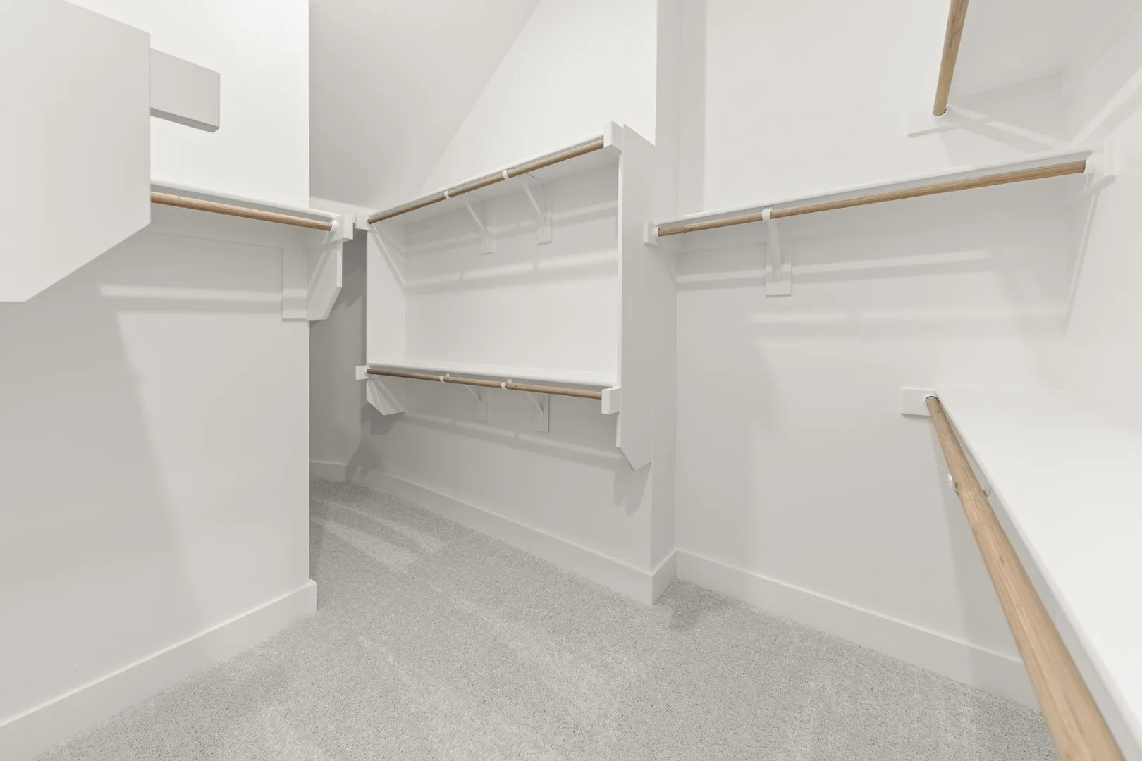 22. 9812 Aiken - Closet