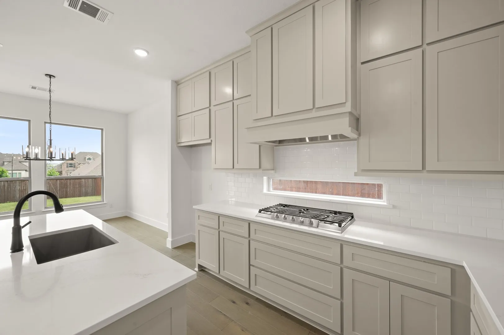 9908 Casa Frontera- Kitchen-4