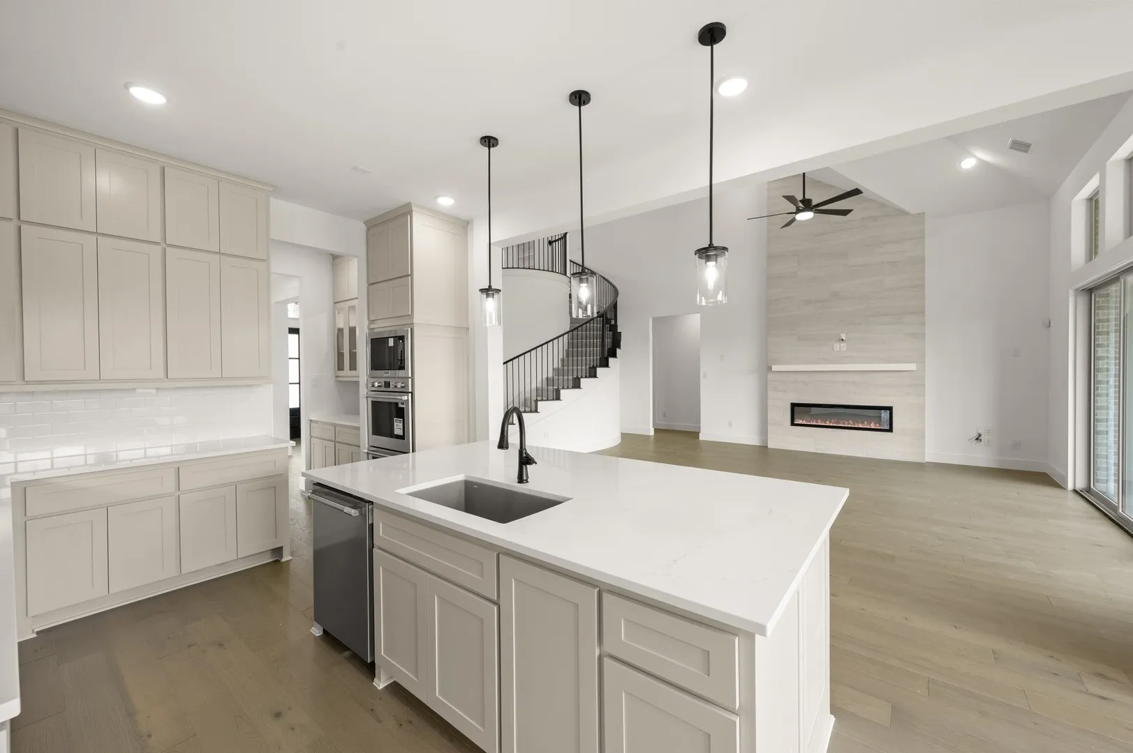 9908 Casa Frontera- Kitchen-3