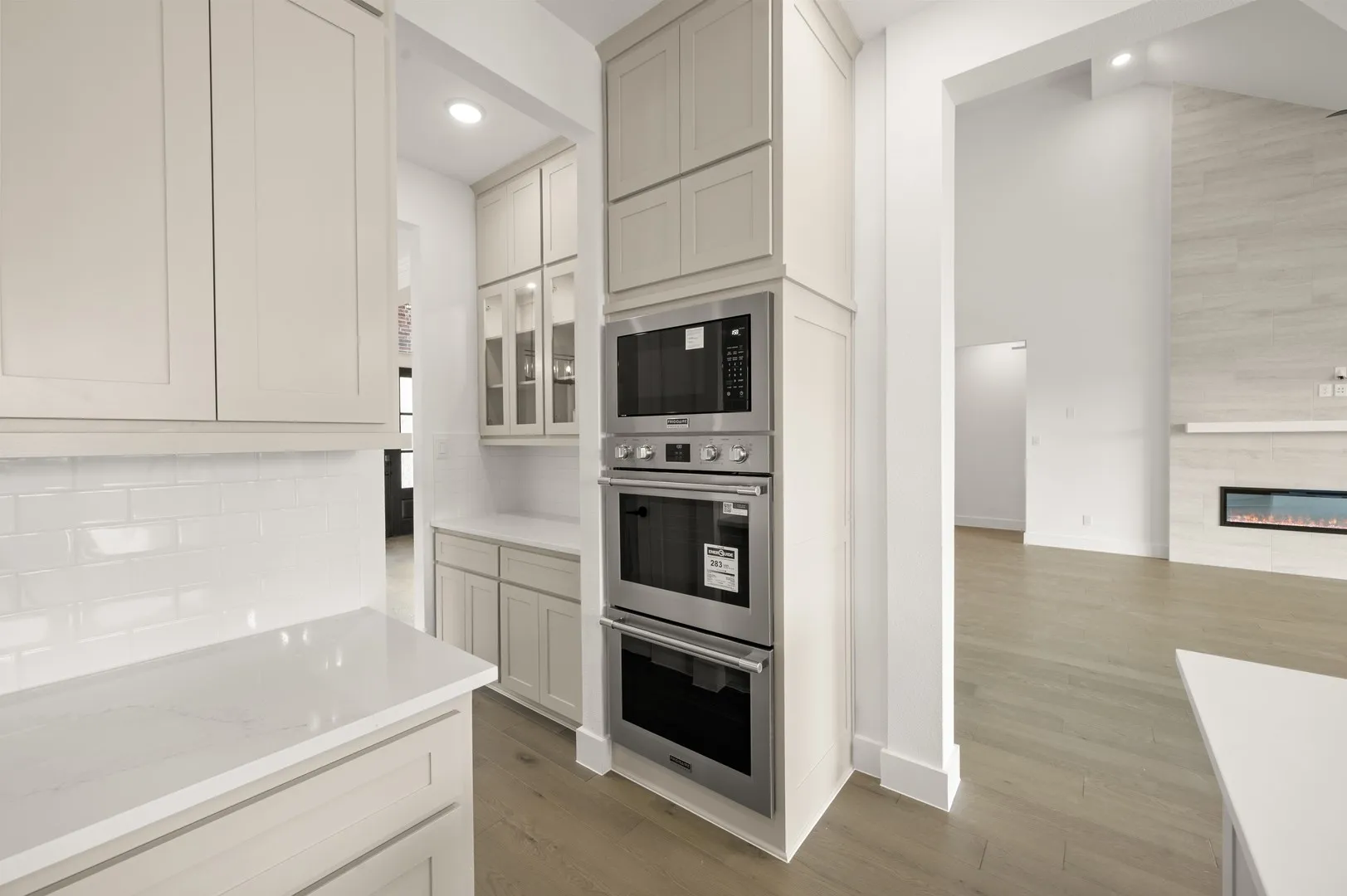 9908 Casa Frontera- Kitchen-5