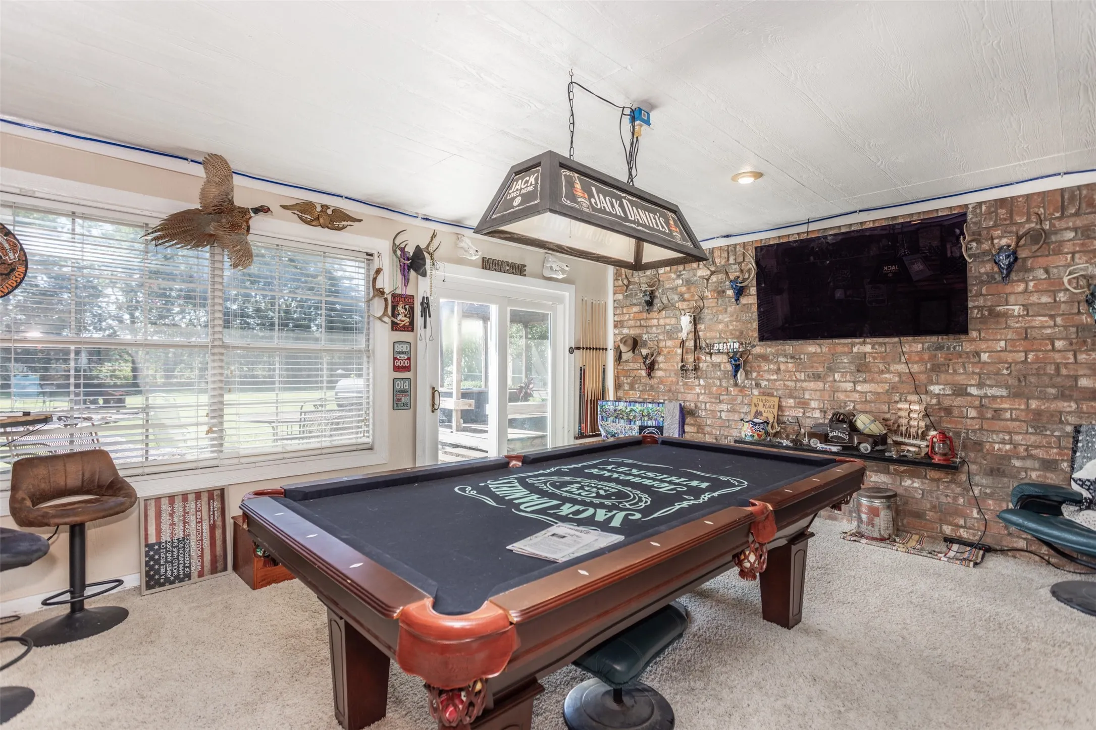 Single Family Residence For Sale in Grayson County , 2424 Jolinda Lane, Whitesboro, Texas 76273, 3 Bedroom, 2 Bathroom, 2 Garage spaces, 2,304 Sqft, built in 1996, mls#21202245, Real Estate Agent in Whitesboro, Homes For Sale in Grayson county, Homes For Sale in Whitesboro, Realtor in Whitesboro Texas, Real Estate Brokerage Independent Realty Texas, Luminita Cordes Realtor