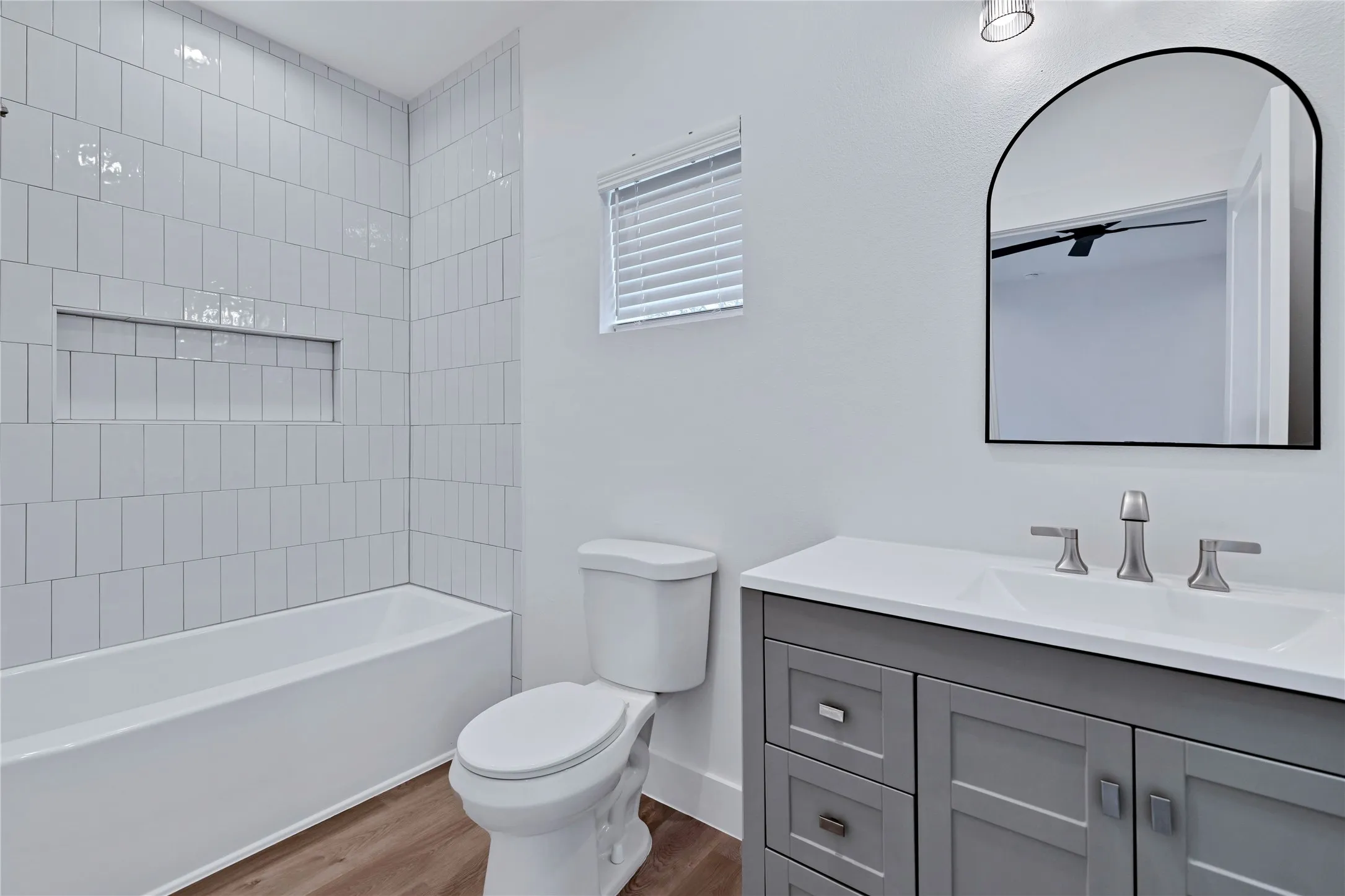Single Family Residence For Rent in Dallas County , 2844 S Marsalis Avenue, Dallas, Texas 75216, 3 Bedroom, 4 Bathroom, Garage spaces, 1,788 Sqft, built in 1928, mls#21202484, Real Estate Agent in Dallas, Homes For Rent in Dallas county, Homes For Rent in Dallas, Realtor in Dallas Texas, Real Estate Brokerage Independent Realty Texas, Luminita Cordes Realtor