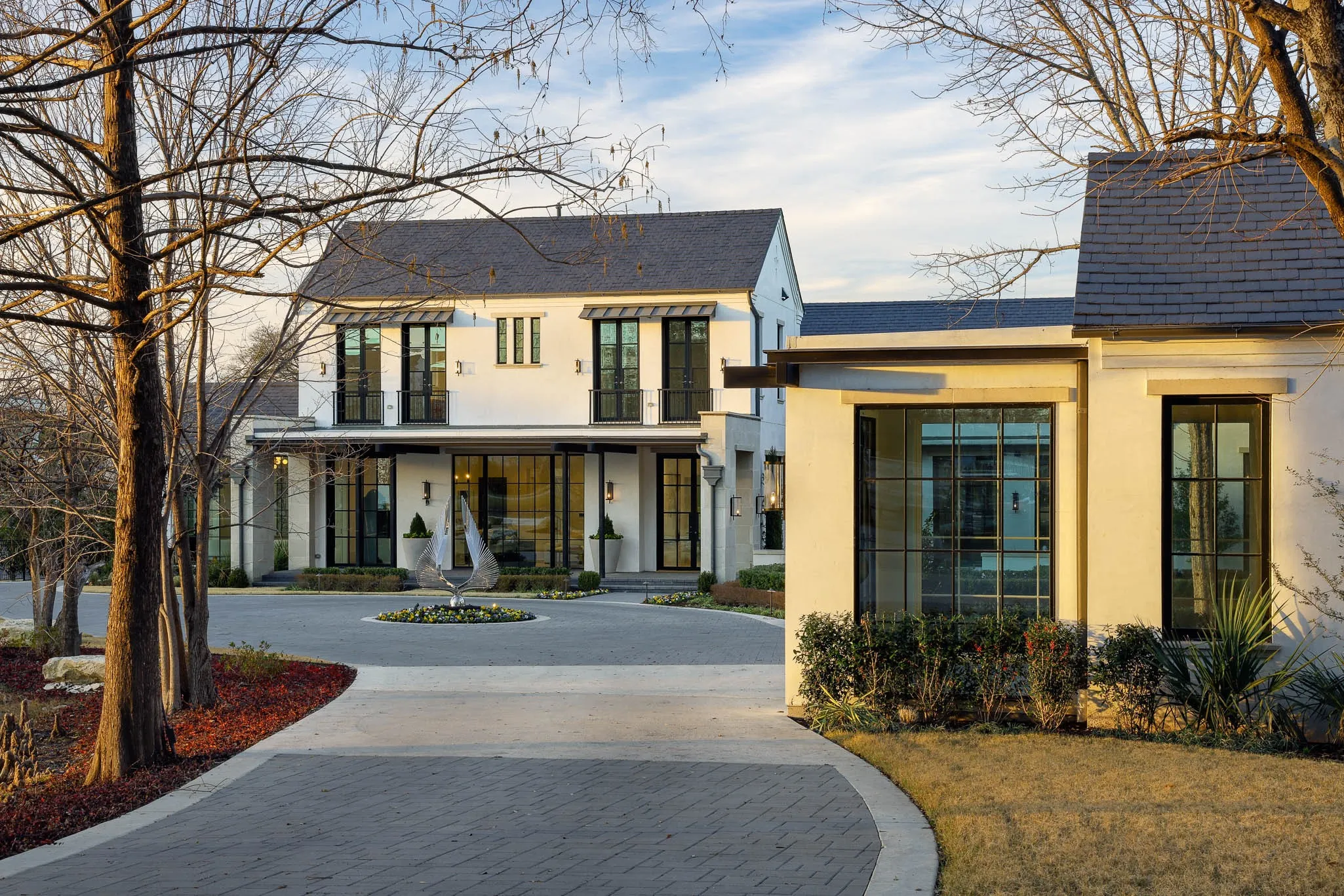 Front Elevation showing guest quarters & driveway