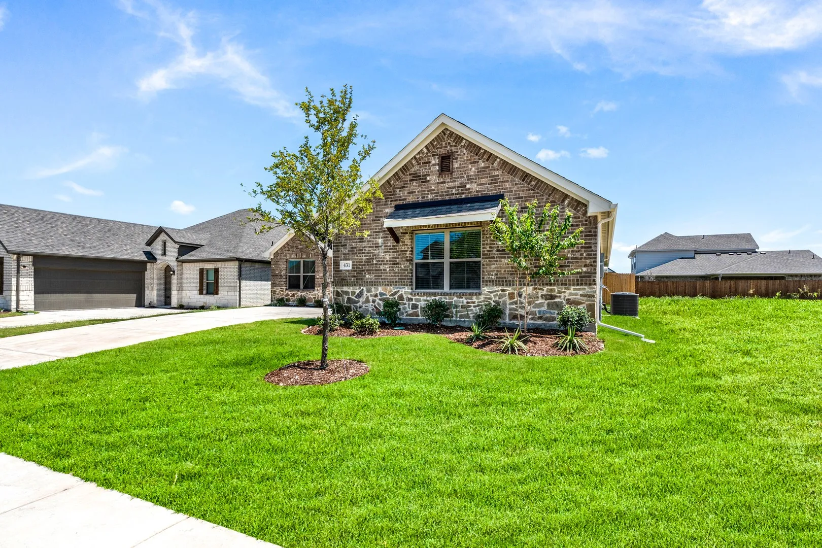 Single Family Residence For Sale in Ellis County , 431 Maltese, Red Oak, Texas 75154, 4 Bedroom, 2 Bathroom, 2 Garage spaces, 2,028 Sqft, built in 2026, New Construction - Incomplete, mls#21202489, Real Estate Agent in Red Oak, Homes For Sale in Ellis county, Homes For Sale in Red Oak, Realtor in Red Oak Texas, Real Estate Brokerage Independent Realty Texas, Luminita Cordes Realtor