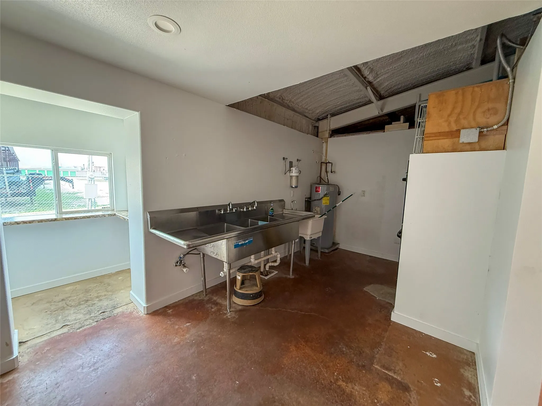 Office For Sale in Johnson County , 300 E Railroad Avenue, Godley, Texas 76044, 0, 0, Garage spaces, 0 Sqft, built in 2008, Preowned, mls#21201137, Real Estate Agent in Godley, Homes For Sale in Johnson county, Homes For Sale in Godley, Realtor in Godley Texas, Real Estate Brokerage Independent Realty Texas, Luminita Cordes Realtor