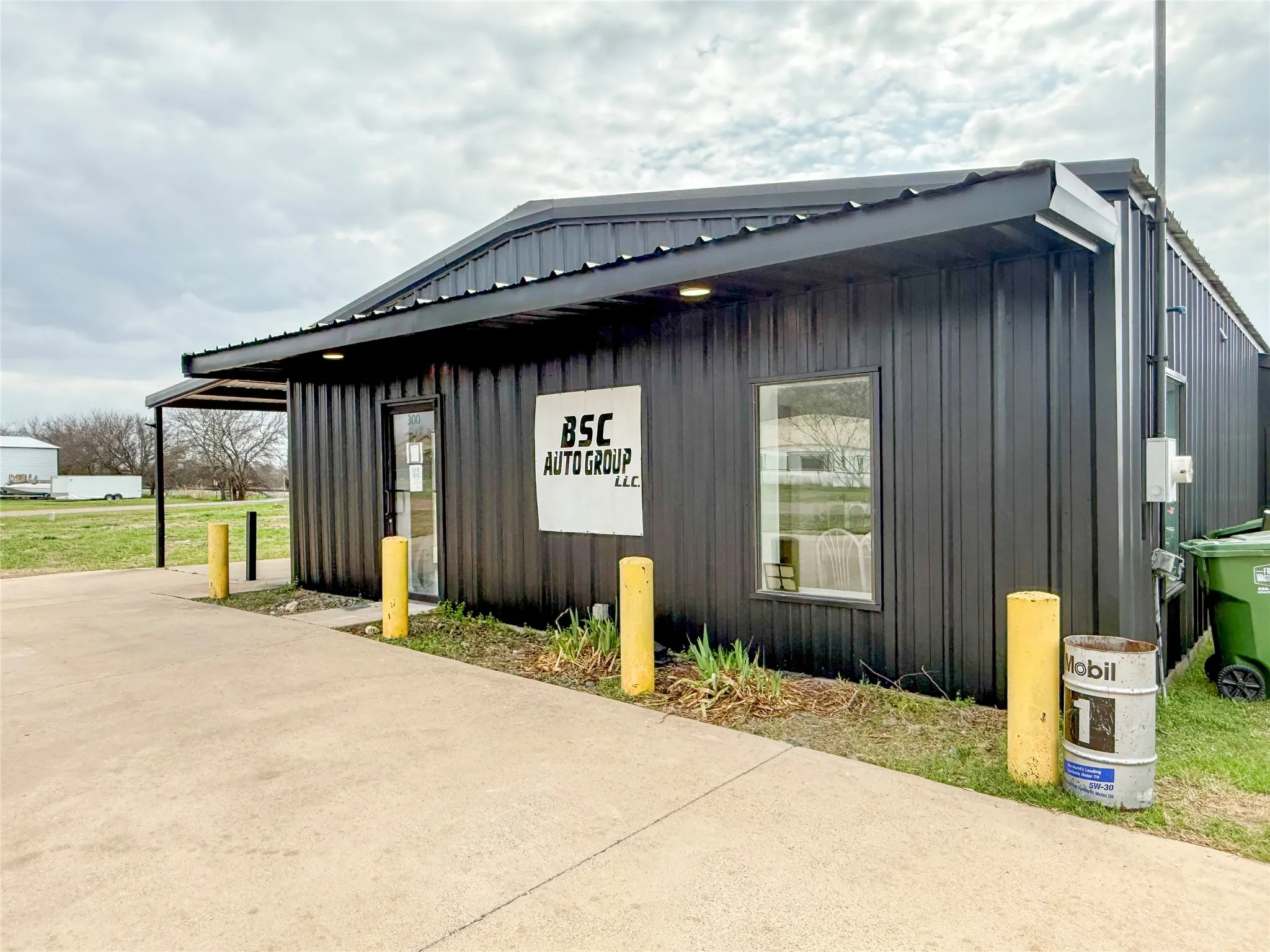 Office For Sale in Johnson County , 300 E Railroad Avenue, Godley, Texas 76044, 0, 0, Garage spaces, 0 Sqft, built in 2008, Preowned, mls#21201137, Real Estate Agent in Godley, Homes For Sale in Johnson county, Homes For Sale in Godley, Realtor in Godley Texas, Real Estate Brokerage Independent Realty Texas, Luminita Cordes Realtor