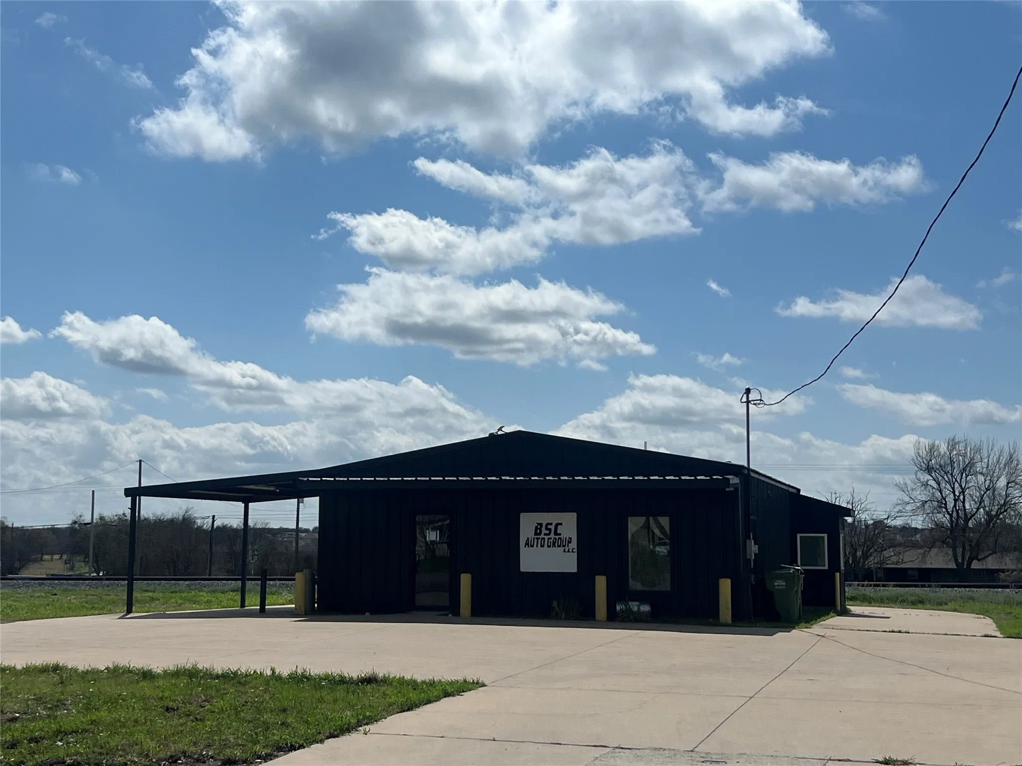 Office For Sale in Johnson County , 300 E Railroad Avenue, Godley, Texas 76044, 0, 0, Garage spaces, 0 Sqft, built in 2008, Preowned, mls#21201137, Real Estate Agent in Godley, Homes For Sale in Johnson county, Homes For Sale in Godley, Realtor in Godley Texas, Real Estate Brokerage Independent Realty Texas, Luminita Cordes Realtor