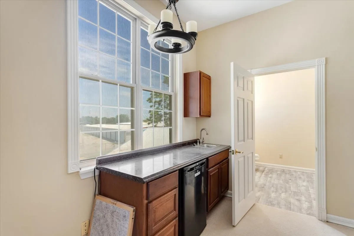Office For Rent in Grayson County , 15048 US Highway 75 6, Van Alstyne, Texas 75495, 0, 0, Garage spaces, 0 Sqft, built in 1999, Preowned, Price $2,338, mls#21202589, Real Estate Agent in Van Alstyne, Homes For Rent in Grayson county, Homes For Rent in Van Alstyne, Realtor in Van Alstyne Texas, Real Estate Brokerage Independent Realty Texas, Luminita Cordes Realtor