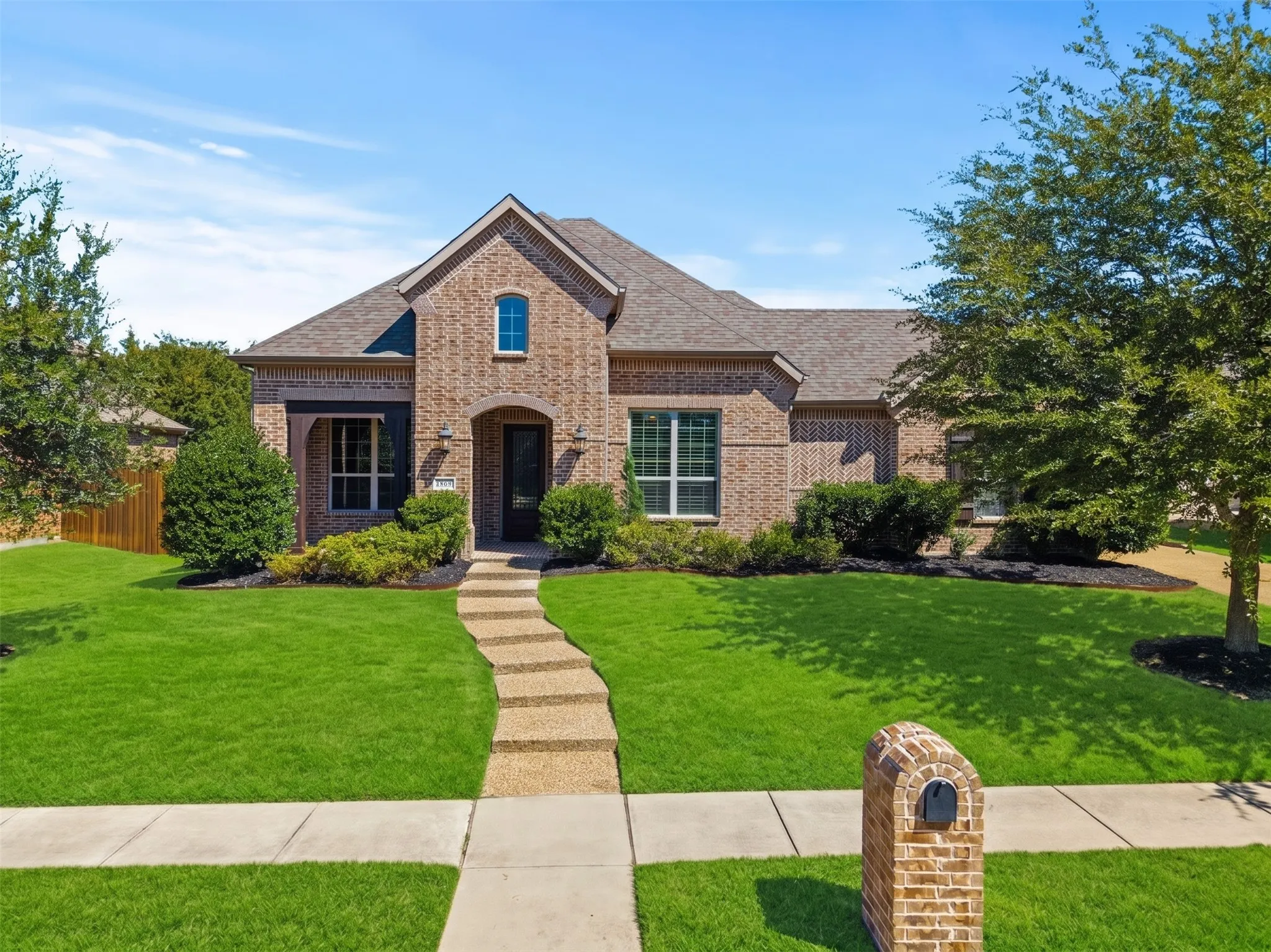 Single Family Residence For Sale in Collin County , 1021 White Crest Lane, Prosper, Texas 75078, 4 Bedroom, 4 Bathroom, 3 Garage spaces, 3,387 Sqft, built in 2014, mls#21185942, Real Estate Agent in Prosper, Homes For Sale in Collin county, Homes For Sale in Prosper, Realtor in Prosper Texas, Real Estate Brokerage Independent Realty Texas, Luminita Cordes Realtor