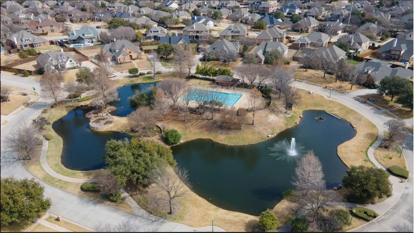 Single Family Residence For Sale in Collin County , 1021 White Crest Lane, Prosper, Texas 75078, 4 Bedroom, 4 Bathroom, 3 Garage spaces, 3,387 Sqft, built in 2014, mls#21185942, Real Estate Agent in Prosper, Homes For Sale in Collin county, Homes For Sale in Prosper, Realtor in Prosper Texas, Real Estate Brokerage Independent Realty Texas, Luminita Cordes Realtor