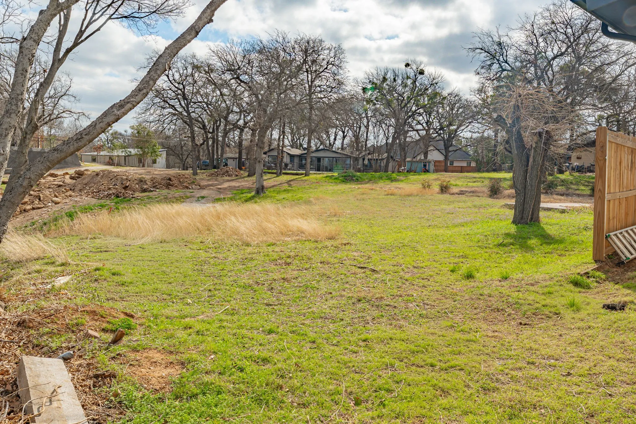 Unimproved Land For Sale in Tarrant County , 8255 Eagle Mountain Circle, Fort Worth, Texas 76135, 0, 0, Garage spaces, 0 Sqft, built in 1969, mls#21197853, Real Estate Agent in Fort Worth, Homes For Sale in Tarrant county, Homes For Sale in Fort Worth, Realtor in Fort Worth Texas, Real Estate Brokerage Independent Realty Texas, Luminita Cordes Realtor