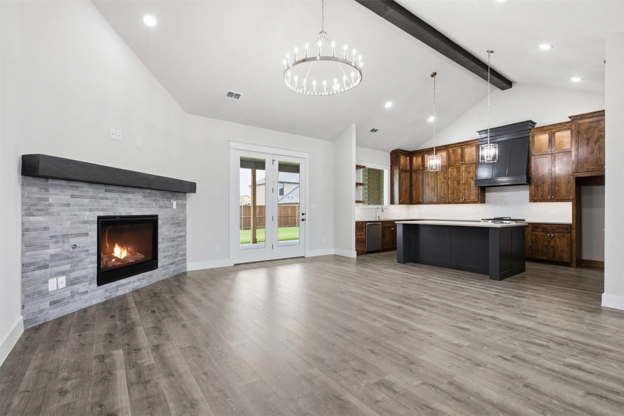 Single Family Residence For Sale in Grayson County , 709 Allison Drive, Van Alstyne, Texas 75495, 5 Bedroom, 3 Bathroom, 3 Garage spaces, 2,718 Sqft, built in 2026, New Construction - Incomplete, mls#21200536, Real Estate Agent in Van Alstyne, Homes For Sale in Grayson county, Homes For Sale in Van Alstyne, Realtor in Van Alstyne Texas, Real Estate Brokerage Independent Realty Texas, Luminita Cordes Realtor