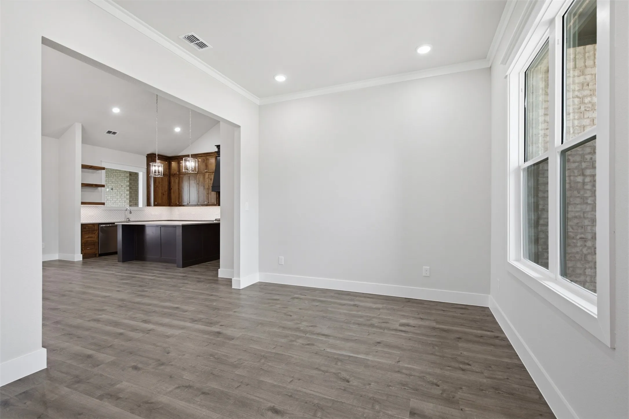 Single Family Residence For Sale in Grayson County , 709 Allison Drive, Van Alstyne, Texas 75495, 5 Bedroom, 3 Bathroom, 3 Garage spaces, 2,718 Sqft, built in 2026, New Construction - Incomplete, mls#21200536, Real Estate Agent in Van Alstyne, Homes For Sale in Grayson county, Homes For Sale in Van Alstyne, Realtor in Van Alstyne Texas, Real Estate Brokerage Independent Realty Texas, Luminita Cordes Realtor