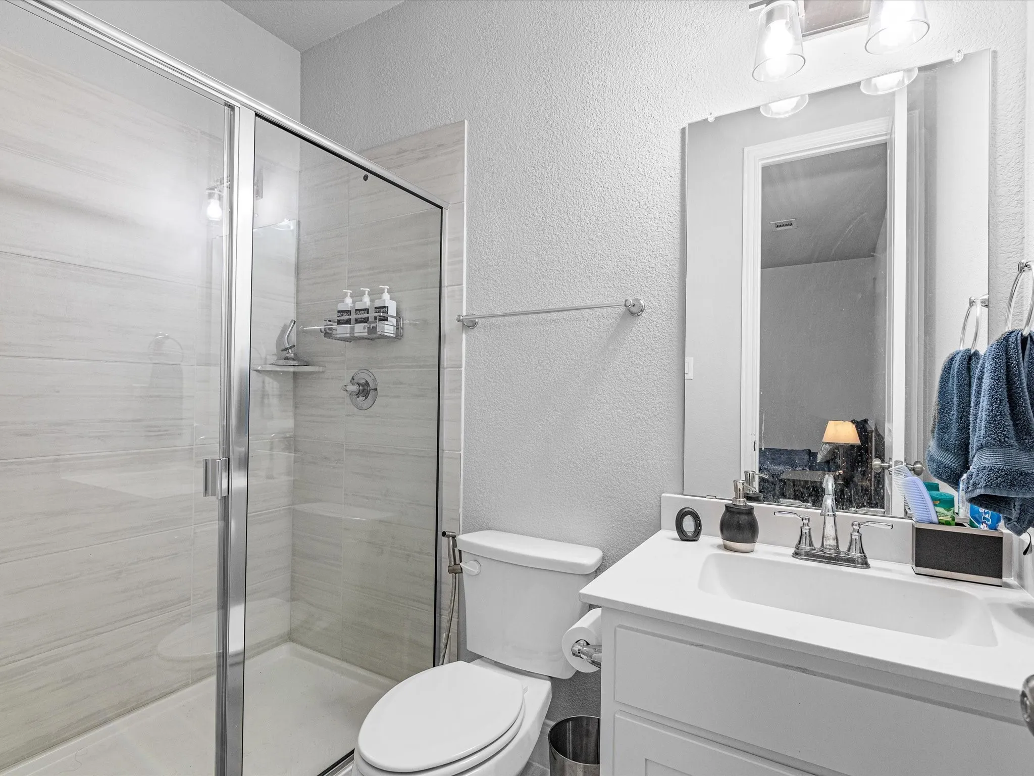 Single Family Residence For Sale in Johnson County , 1606 Evening Primrose Drive, Mansfield, Texas 76063, 4 Bedroom, 5 Bathroom, 3 Garage spaces, 3,228 Sqft, built in 2022, mls#21202599, Real Estate Agent in Mansfield, Homes For Sale in Johnson county, Homes For Sale in Mansfield, Realtor in Mansfield Texas, Real Estate Brokerage Independent Realty Texas, Luminita Cordes Realtor
