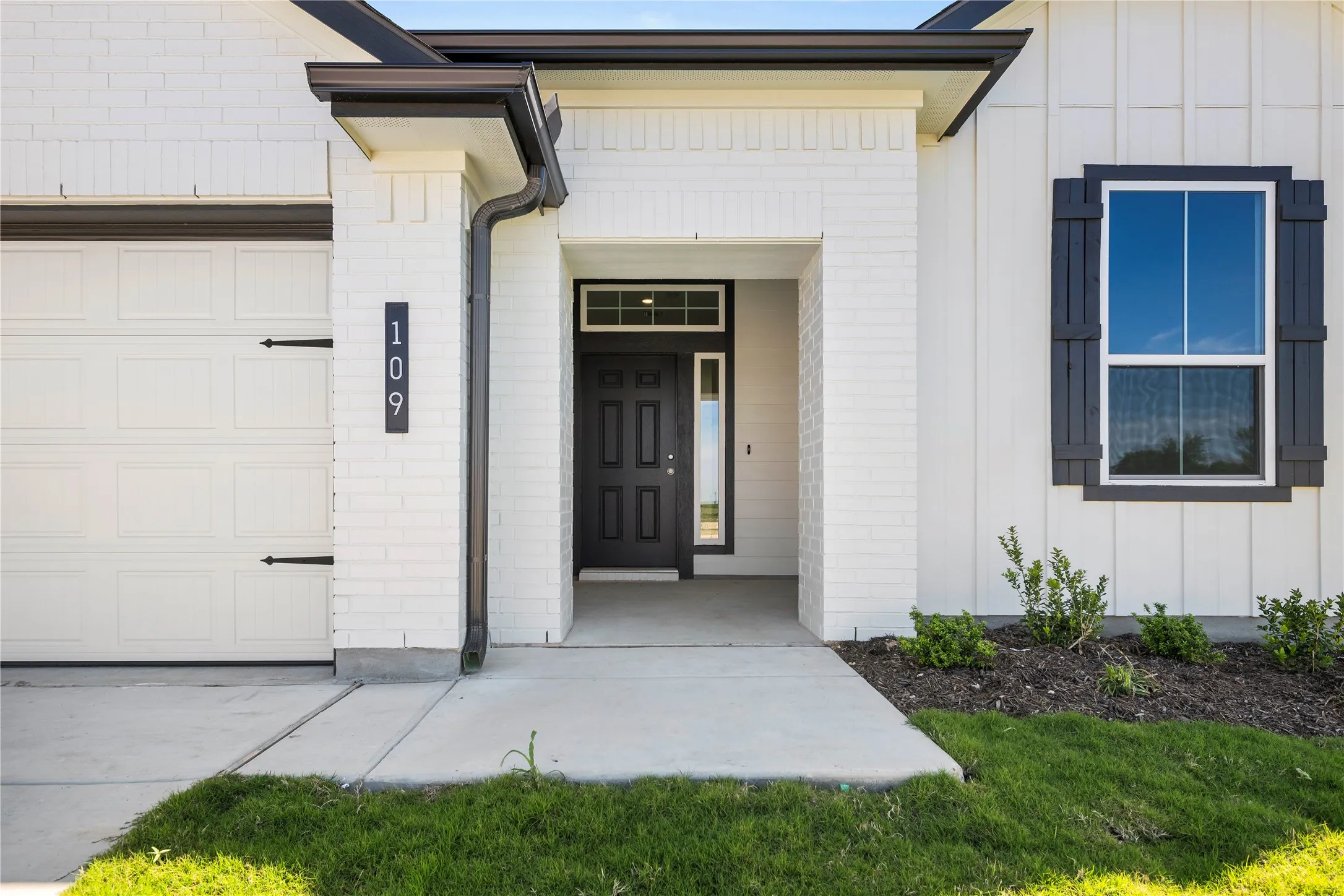 Single Family Residence For Sale in Mc Lennan County , 109 Adaline Bend, Mc Gregor, Texas 76657, 4 Bedroom, 3 Bathroom, 2 Garage spaces, 2,043 Sqft, built in 2026, mls#21202712, Real Estate Agent in Mc Gregor, Homes For Sale in Mc Lennan county, Homes For Sale in Mc Gregor, Realtor in Mc Gregor Texas, Real Estate Brokerage Independent Realty Texas, Luminita Cordes Realtor