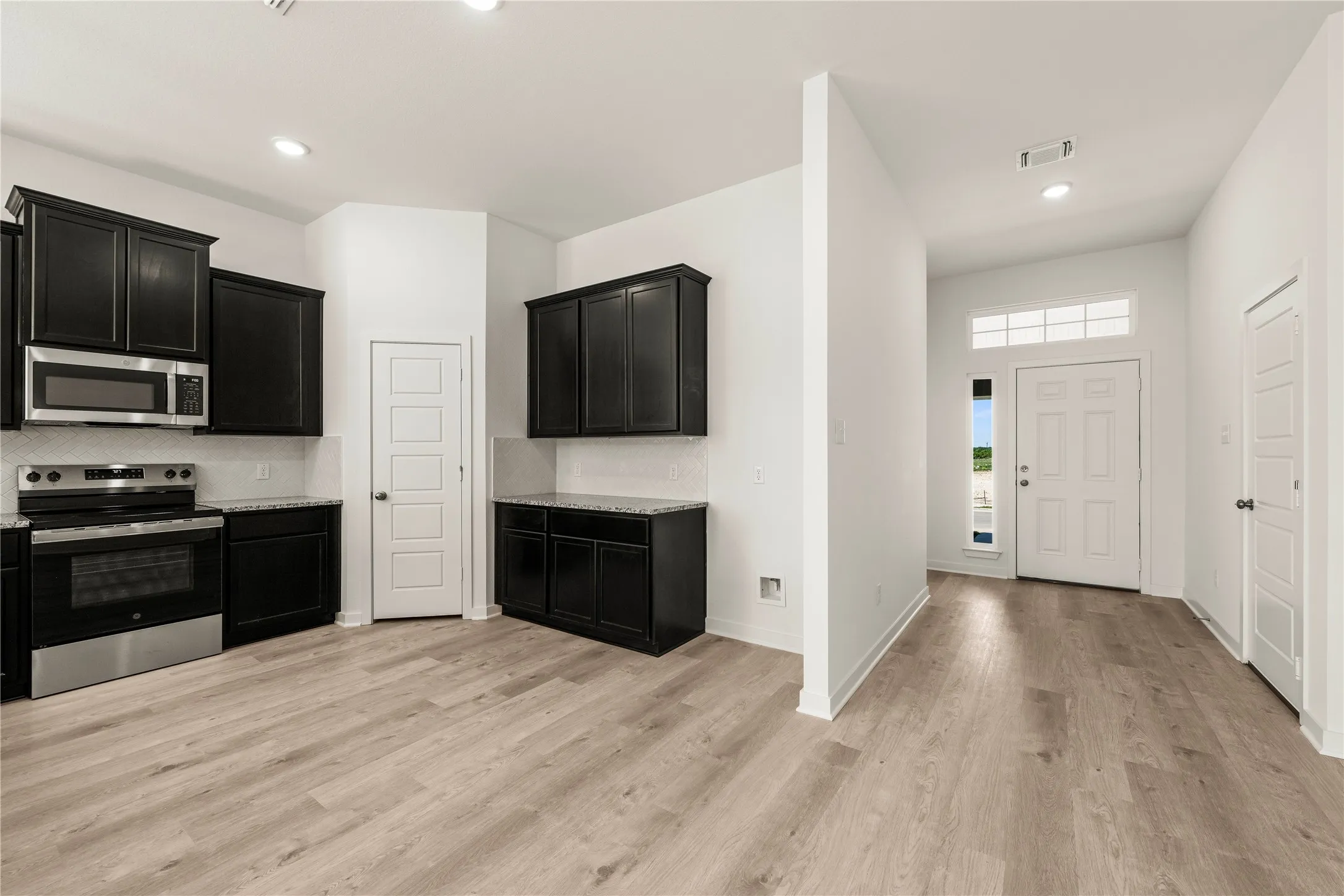Single Family Residence For Sale in Mc Lennan County , 109 Adaline Bend, Mc Gregor, Texas 76657, 4 Bedroom, 3 Bathroom, 2 Garage spaces, 2,043 Sqft, built in 2026, mls#21202712, Real Estate Agent in Mc Gregor, Homes For Sale in Mc Lennan county, Homes For Sale in Mc Gregor, Realtor in Mc Gregor Texas, Real Estate Brokerage Independent Realty Texas, Luminita Cordes Realtor