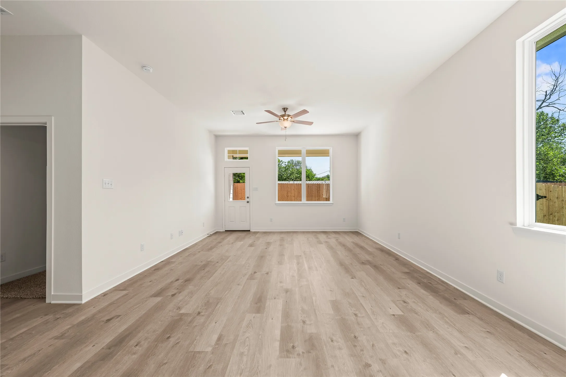 Single Family Residence For Sale in Mc Lennan County , 109 Adaline Bend, Mc Gregor, Texas 76657, 4 Bedroom, 3 Bathroom, 2 Garage spaces, 2,043 Sqft, built in 2026, mls#21202712, Real Estate Agent in Mc Gregor, Homes For Sale in Mc Lennan county, Homes For Sale in Mc Gregor, Realtor in Mc Gregor Texas, Real Estate Brokerage Independent Realty Texas, Luminita Cordes Realtor