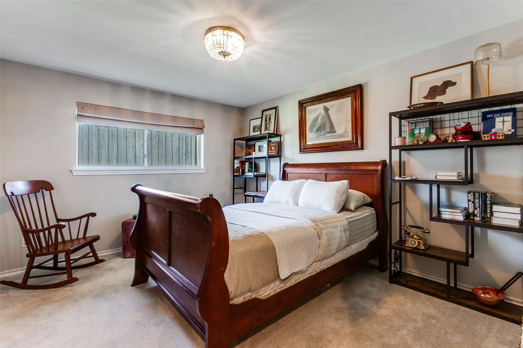 Single Family Residence For Sale in Dallas County , 3708 Jubilee Trail, Dallas, Texas 75229, 4 Bedroom, 4 Bathroom, 2 Garage spaces, 2,982 Sqft, built in 1972, Preowned, mls#21201706, Real Estate Agent in Dallas, Homes For Sale in Dallas county, Homes For Sale in Dallas, Realtor in Dallas Texas, Real Estate Brokerage Independent Realty Texas, Luminita Cordes Realtor