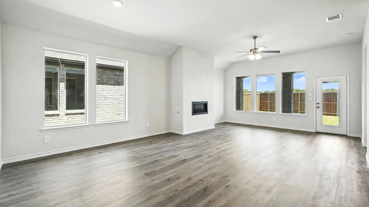 Single Family Residence For Sale in Collin County , 2082 Marble Drive, Royse City, Texas 75189, 4 Bedroom, 2 Bathroom, 2 Garage spaces, 2,121 Sqft, built in 2026, mls#21202782, Real Estate Agent in Royse City, Homes For Sale in Collin county, Homes For Sale in Royse City, Realtor in Royse City Texas, Real Estate Brokerage Independent Realty Texas, Luminita Cordes Realtor