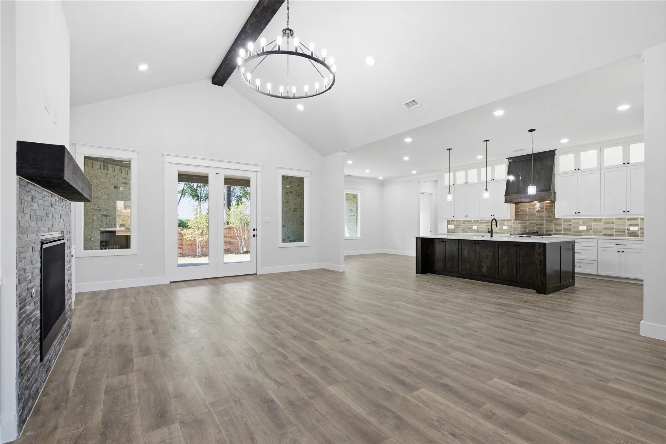 Single Family Residence For Sale in Grayson County , 1329 Benjamin Trail, Van Alstyne, Texas 75495, 5 Bedroom, 3 Bathroom, 3 Garage spaces, 2,999 Sqft, built in 2026, New Construction - Incomplete, mls#21201054, Real Estate Agent in Van Alstyne, Homes For Sale in Grayson county, Homes For Sale in Van Alstyne, Realtor in Van Alstyne Texas, Real Estate Brokerage Independent Realty Texas, Luminita Cordes Realtor