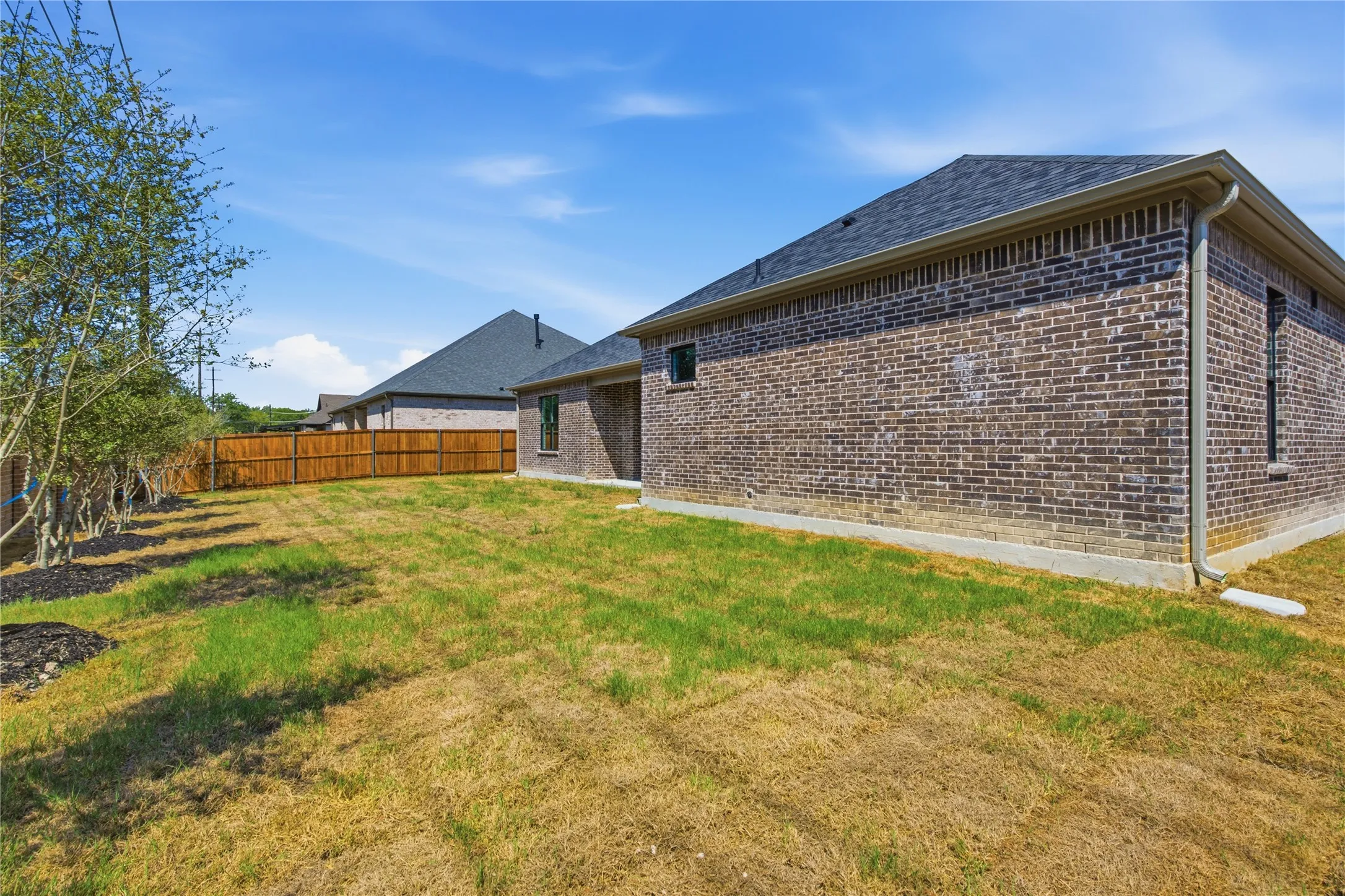 Single Family Residence For Sale in Grayson County , 1333 Benjamin Trail, Van Alstyne, Texas 75495, 4 Bedroom, 3 Bathroom, 3 Garage spaces, 2,992 Sqft, built in 2026, New Construction - Incomplete, mls#21202415, Real Estate Agent in Van Alstyne, Homes For Sale in Grayson county, Homes For Sale in Van Alstyne, Realtor in Van Alstyne Texas, Real Estate Brokerage Independent Realty Texas, Luminita Cordes Realtor