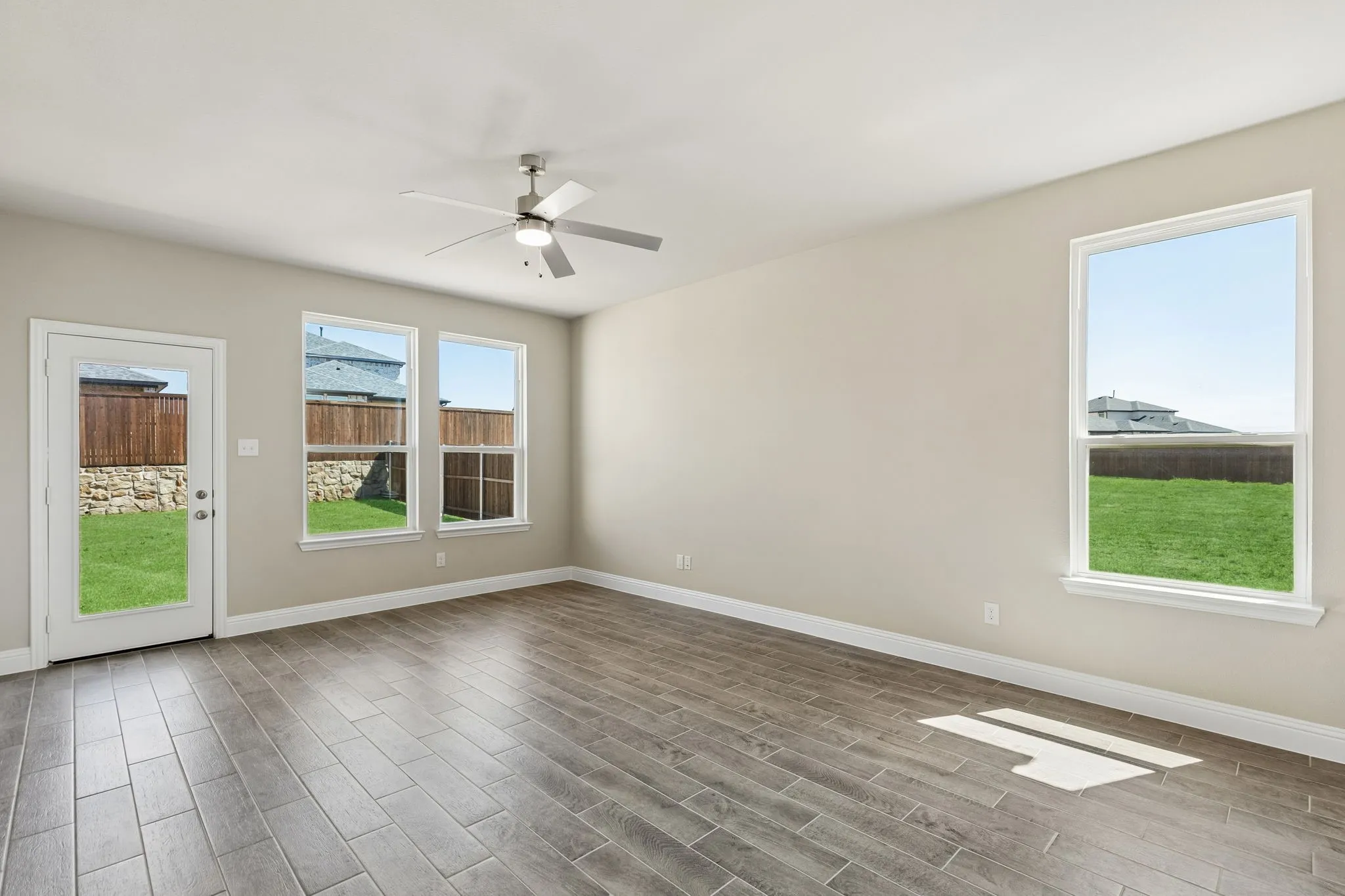 Single Family Residence For Sale in Kaufman County , 1405 Enzo Court, Forney, Texas 75126, 4 Bedroom, 3 Bathroom, 2 Garage spaces, 2,457 Sqft, built in 2025, New Construction - Complete, mls#21202841, Real Estate Agent in Forney, Homes For Sale in Kaufman county, Homes For Sale in Forney, Realtor in Forney Texas, Real Estate Brokerage Independent Realty Texas, Luminita Cordes Realtor