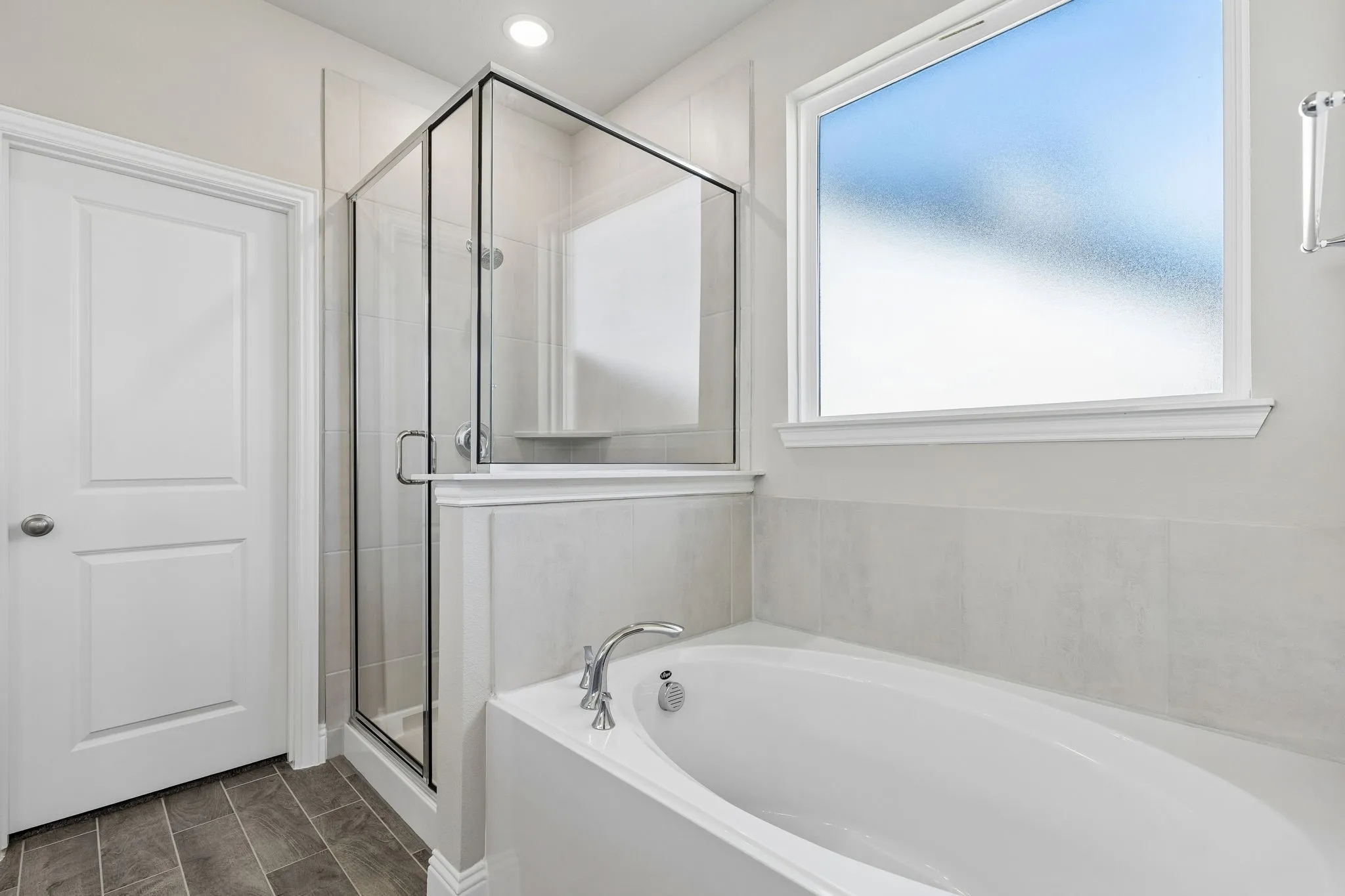 Single Family Residence For Sale in Kaufman County , 1405 Enzo Court, Forney, Texas 75126, 4 Bedroom, 3 Bathroom, 2 Garage spaces, 2,457 Sqft, built in 2025, New Construction - Complete, mls#21202841, Real Estate Agent in Forney, Homes For Sale in Kaufman county, Homes For Sale in Forney, Realtor in Forney Texas, Real Estate Brokerage Independent Realty Texas, Luminita Cordes Realtor