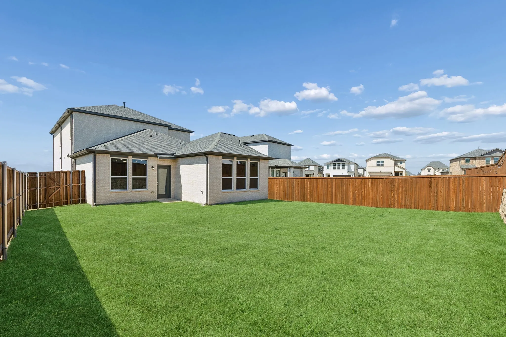 Single Family Residence For Sale in Kaufman County , 1405 Enzo Court, Forney, Texas 75126, 4 Bedroom, 3 Bathroom, 2 Garage spaces, 2,457 Sqft, built in 2025, New Construction - Complete, mls#21202841, Real Estate Agent in Forney, Homes For Sale in Kaufman county, Homes For Sale in Forney, Realtor in Forney Texas, Real Estate Brokerage Independent Realty Texas, Luminita Cordes Realtor