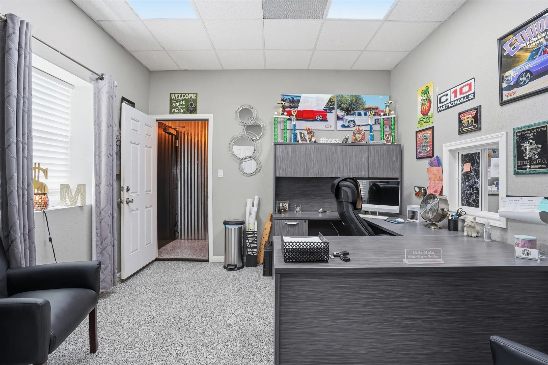 Industrial For Sale in Hood County , 2550 W US Highway 377, Granbury, Texas 76048, 0, 0, Garage spaces, 7,400 Sqft, built in 2001, Preowned, mls#21202764, Real Estate Agent in Granbury, Homes For Sale in Hood county, Homes For Sale in Granbury, Realtor in Granbury Texas, Real Estate Brokerage Independent Realty Texas, Luminita Cordes Realtor