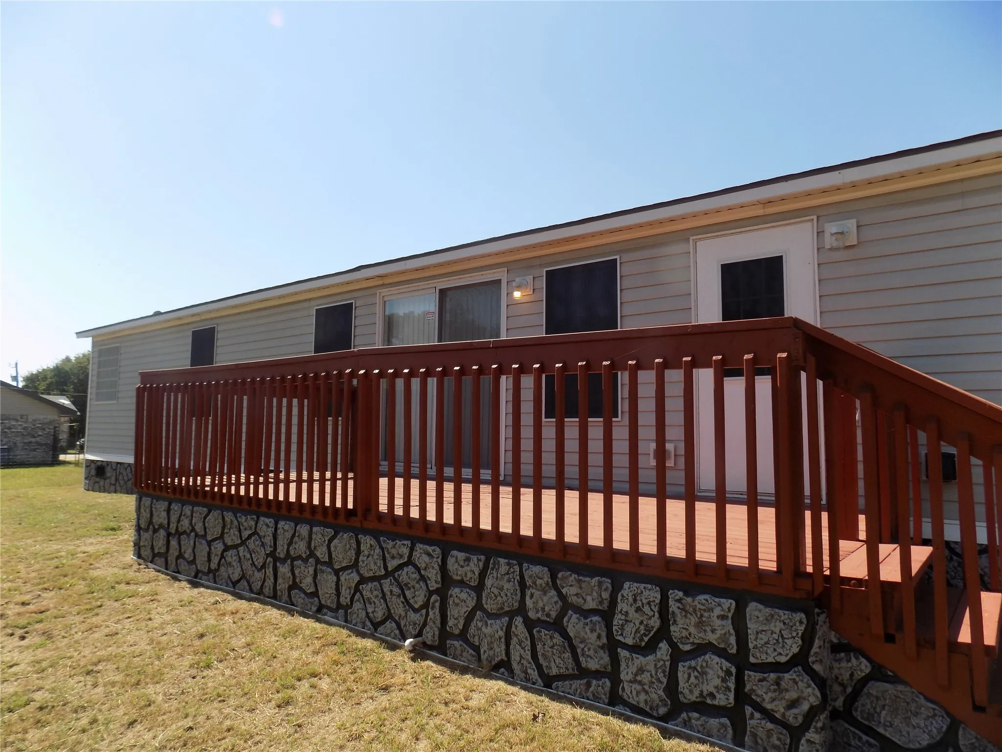 Large back deck.