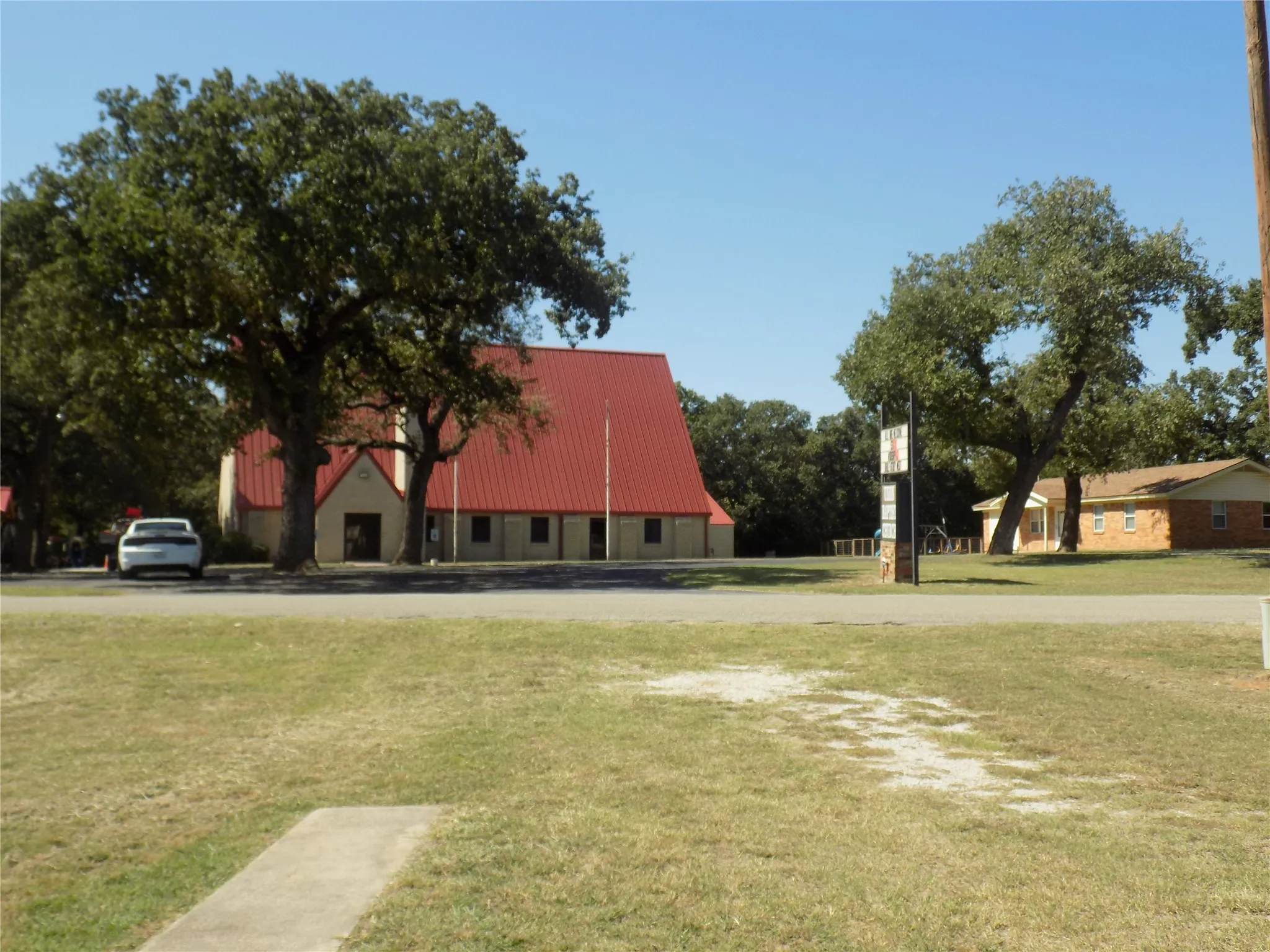 Church nearby in the neighborhood.