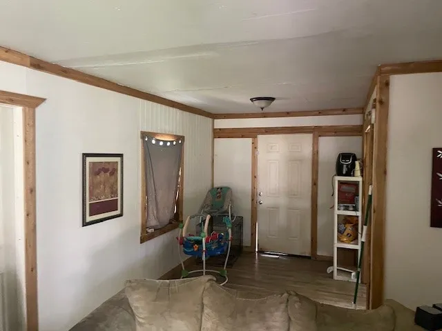 Single Family Residence For Sale in Limestone County , 527 E Yeagua Street, Groesbeck, Texas 76642, 2 Bedroom, 1 Bathroom, Garage spaces, 848 Sqft, built in 1956, mls#21202933, Real Estate Agent in Groesbeck, Homes For Sale in Limestone county, Homes For Sale in Groesbeck, Realtor in Groesbeck Texas, Real Estate Brokerage Independent Realty Texas, Luminita Cordes Realtor