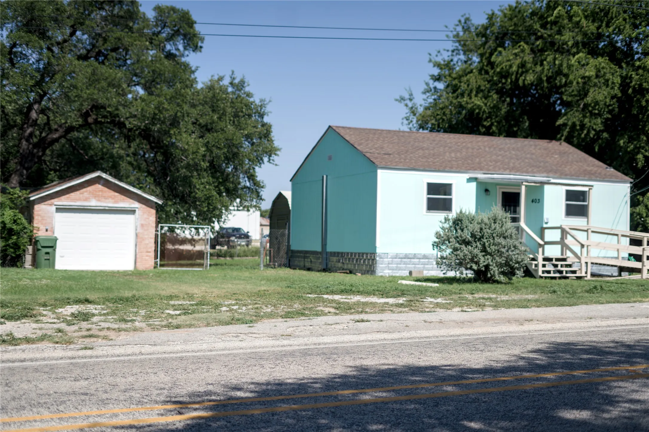 Single Family Residence For Sale in San Saba County , 403 S Live Oak Street, San Saba, Texas 76877, 1 Bedroom, 1 Bathroom, Garage spaces, 830 Sqft, built in 2011, mls#21203010, Real Estate Agent in San Saba, Homes For Sale in San Saba county, Homes For Sale in San Saba, Realtor in San Saba Texas, Real Estate Brokerage Independent Realty Texas, Luminita Cordes Realtor