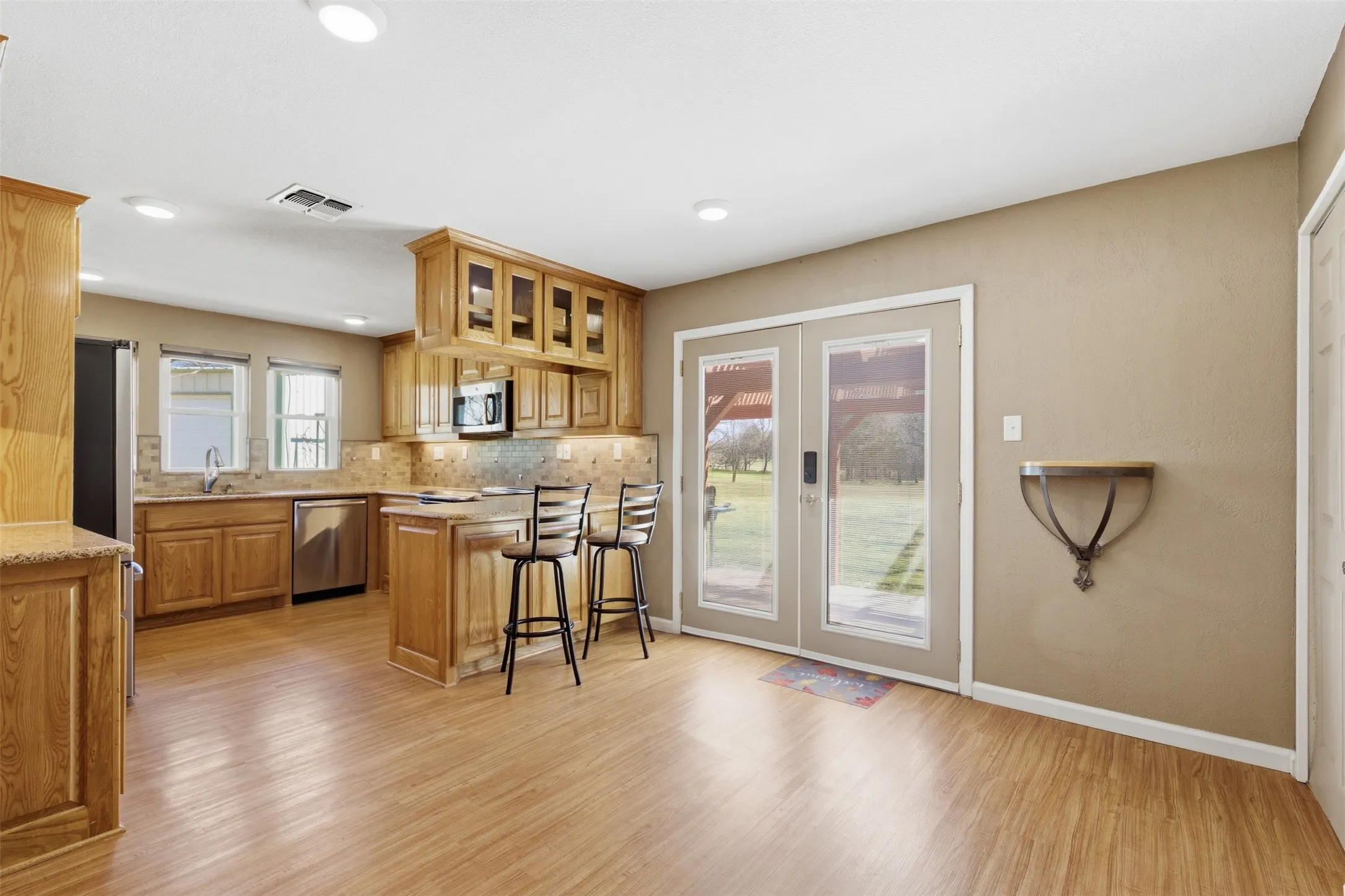 Single Family Residence For Sale in Wise County , 755 County Road 4280, Decatur, Texas 76234, 5 Bedrooms, 3 Bathrooms, Garage spaces, 2,784 Sqft, built in 1978, Preowned, Price $525,000, mls#21202929, Real Estate Agent in Decatur, Homes For Sale in Wise county, Homes For Sale in Decatur, Realtor in Decatur Texas, Real Estate Brokerage Independent Realty Texas, Luminita Cordes Realtor