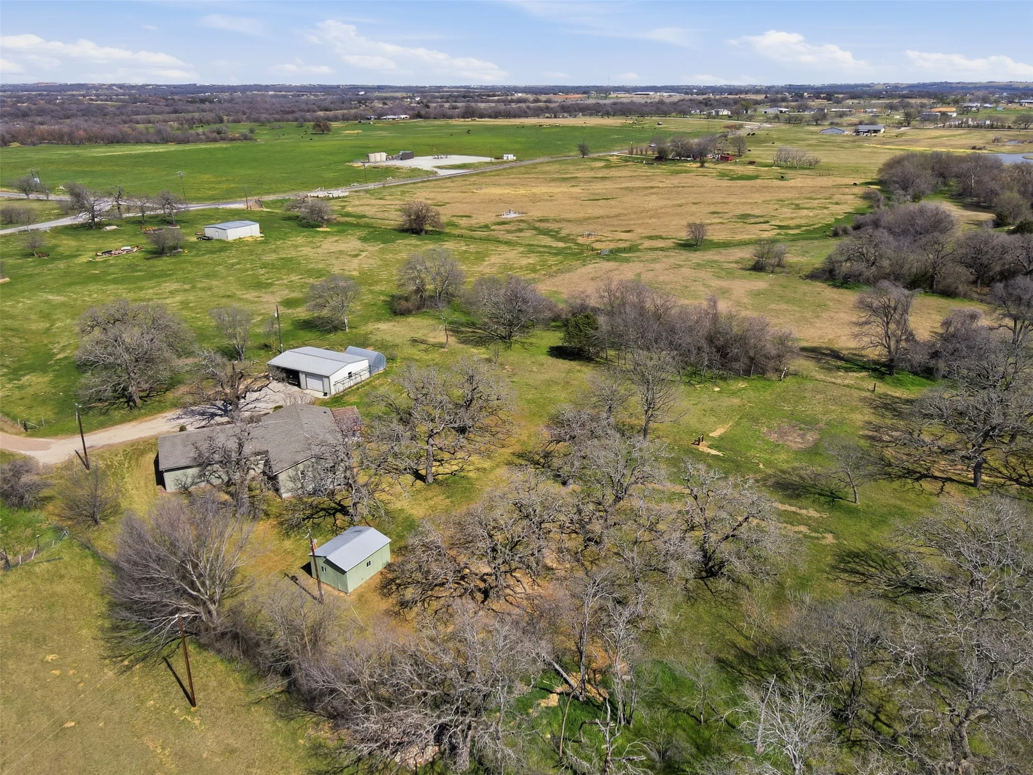 Single Family Residence For Sale in Wise County , 755 County Road 4280, Decatur, Texas 76234, 5 Bedrooms, 3 Bathrooms, Garage spaces, 2,784 Sqft, built in 1978, Preowned, Price $525,000, mls#21202929, Real Estate Agent in Decatur, Homes For Sale in Wise county, Homes For Sale in Decatur, Realtor in Decatur Texas, Real Estate Brokerage Independent Realty Texas, Luminita Cordes Realtor