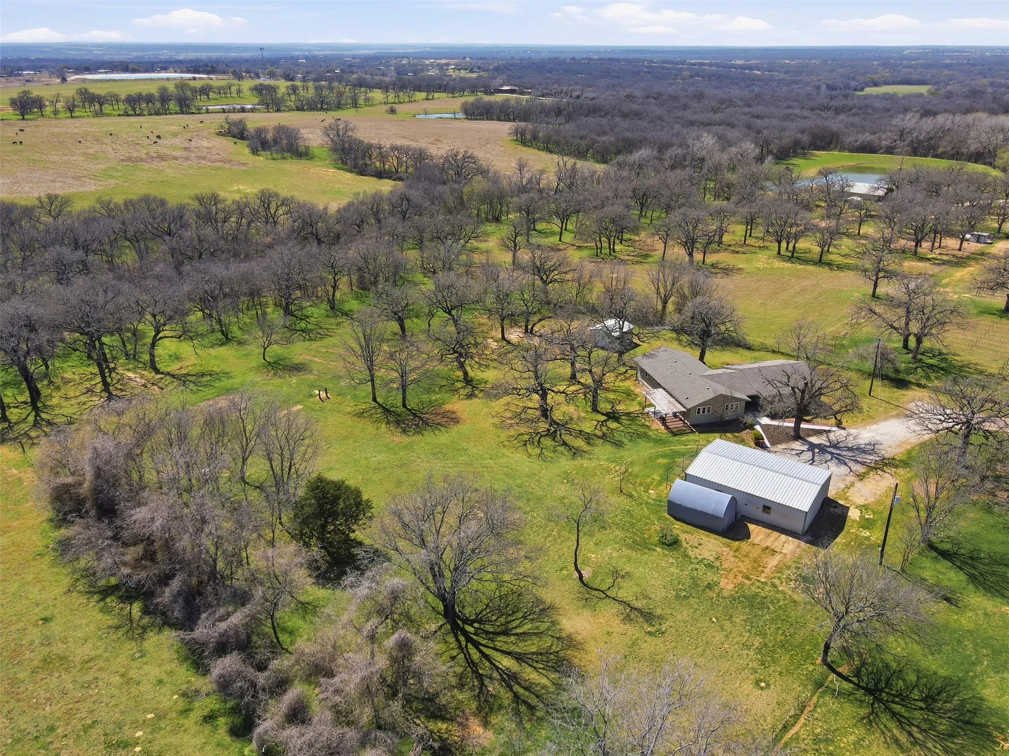 Single Family Residence For Sale in Wise County , 755 County Road 4280, Decatur, Texas 76234, 5 Bedrooms, 3 Bathrooms, Garage spaces, 2,784 Sqft, built in 1978, Preowned, Price $525,000, mls#21202929, Real Estate Agent in Decatur, Homes For Sale in Wise county, Homes For Sale in Decatur, Realtor in Decatur Texas, Real Estate Brokerage Independent Realty Texas, Luminita Cordes Realtor
