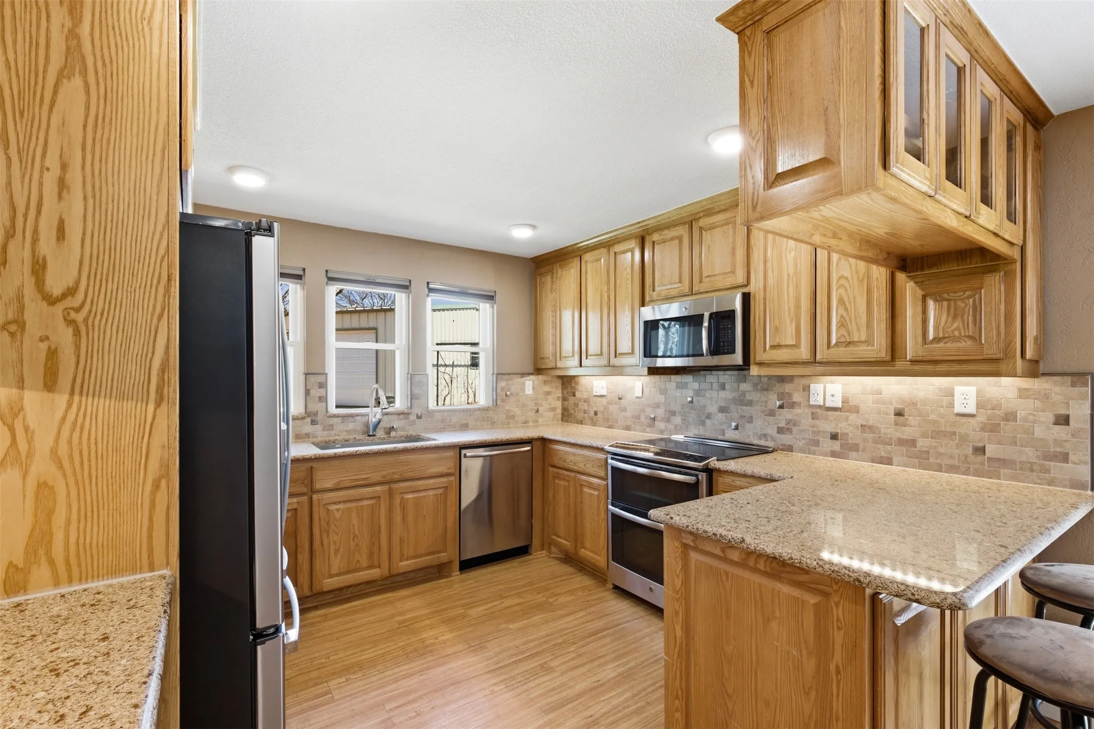 Single Family Residence For Sale in Wise County , 755 County Road 4280, Decatur, Texas 76234, 5 Bedrooms, 3 Bathrooms, Garage spaces, 2,784 Sqft, built in 1978, Preowned, Price $525,000, mls#21202929, Real Estate Agent in Decatur, Homes For Sale in Wise county, Homes For Sale in Decatur, Realtor in Decatur Texas, Real Estate Brokerage Independent Realty Texas, Luminita Cordes Realtor