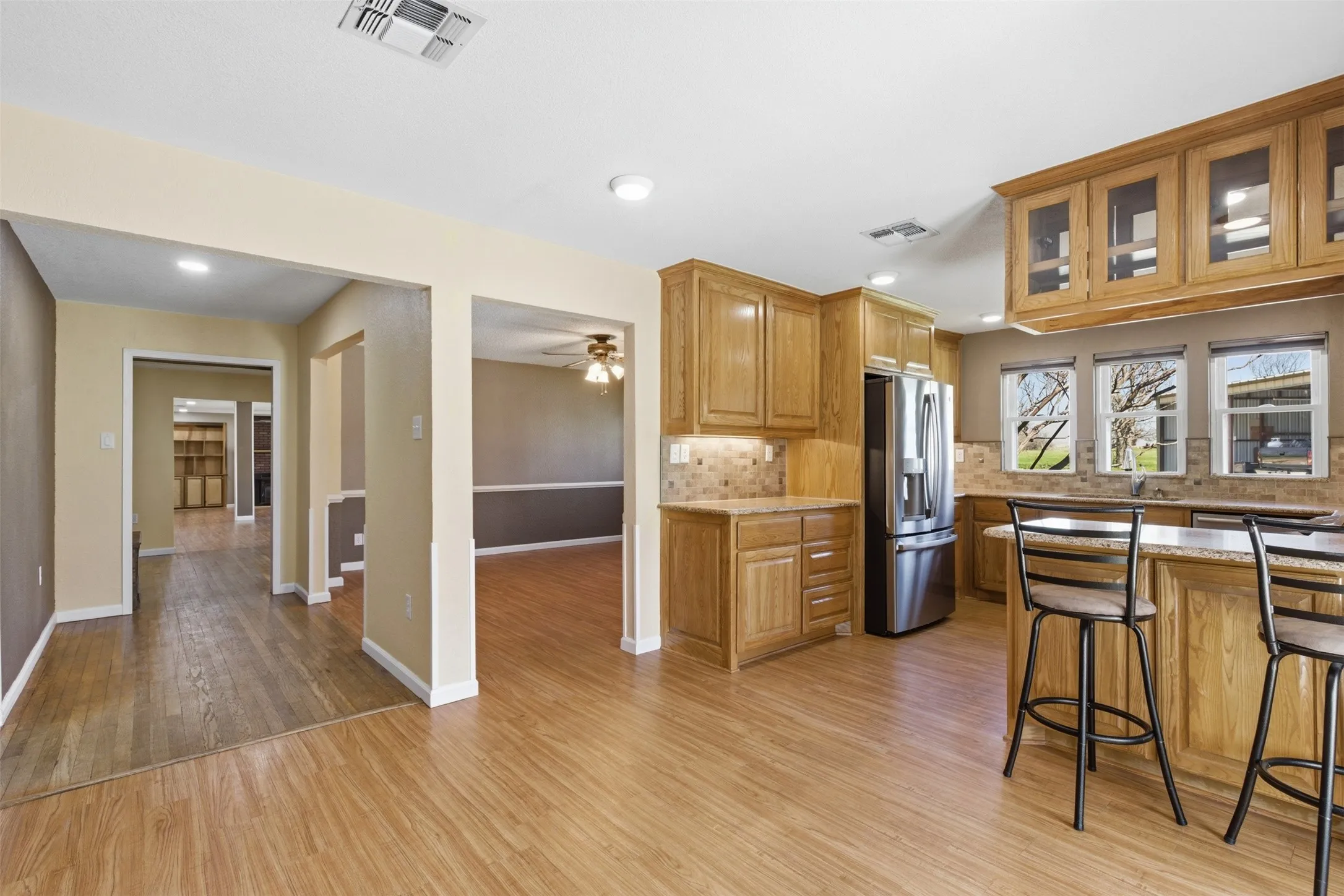 Single Family Residence For Sale in Wise County , 755 County Road 4280, Decatur, Texas 76234, 5 Bedrooms, 3 Bathrooms, Garage spaces, 2,784 Sqft, built in 1978, Preowned, Price $525,000, mls#21202929, Real Estate Agent in Decatur, Homes For Sale in Wise county, Homes For Sale in Decatur, Realtor in Decatur Texas, Real Estate Brokerage Independent Realty Texas, Luminita Cordes Realtor